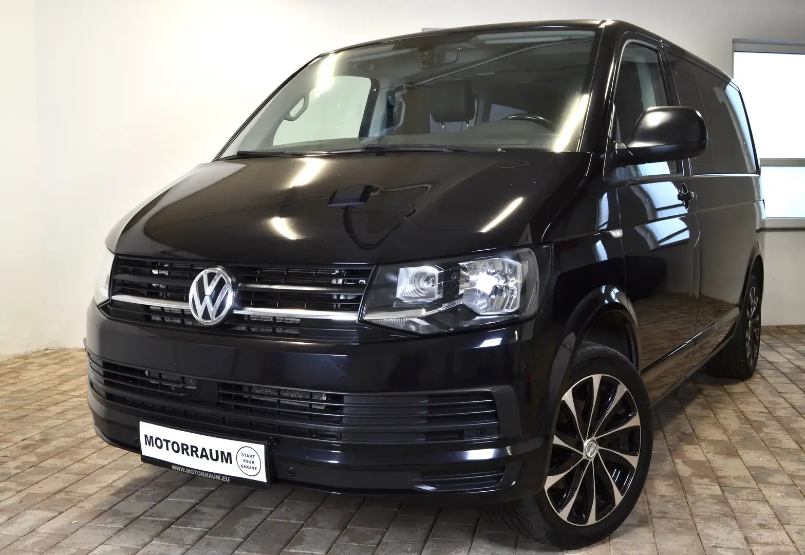 Volkswagen T6 Multivan Multivan 2,0 TDI Edition- Front Assist- AHK - Schwarz - 2
