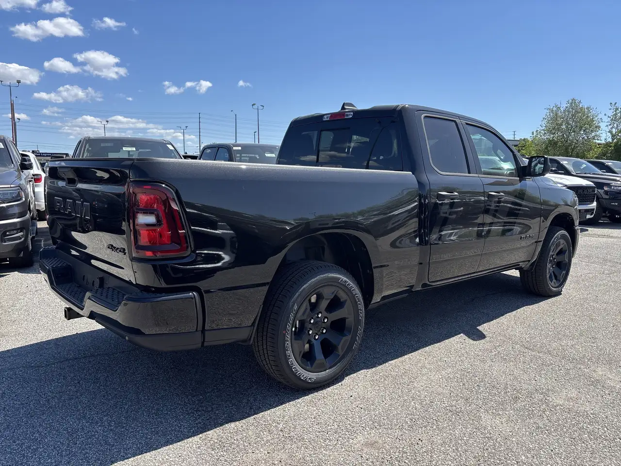 RAM 1500 снимка RAM 1500