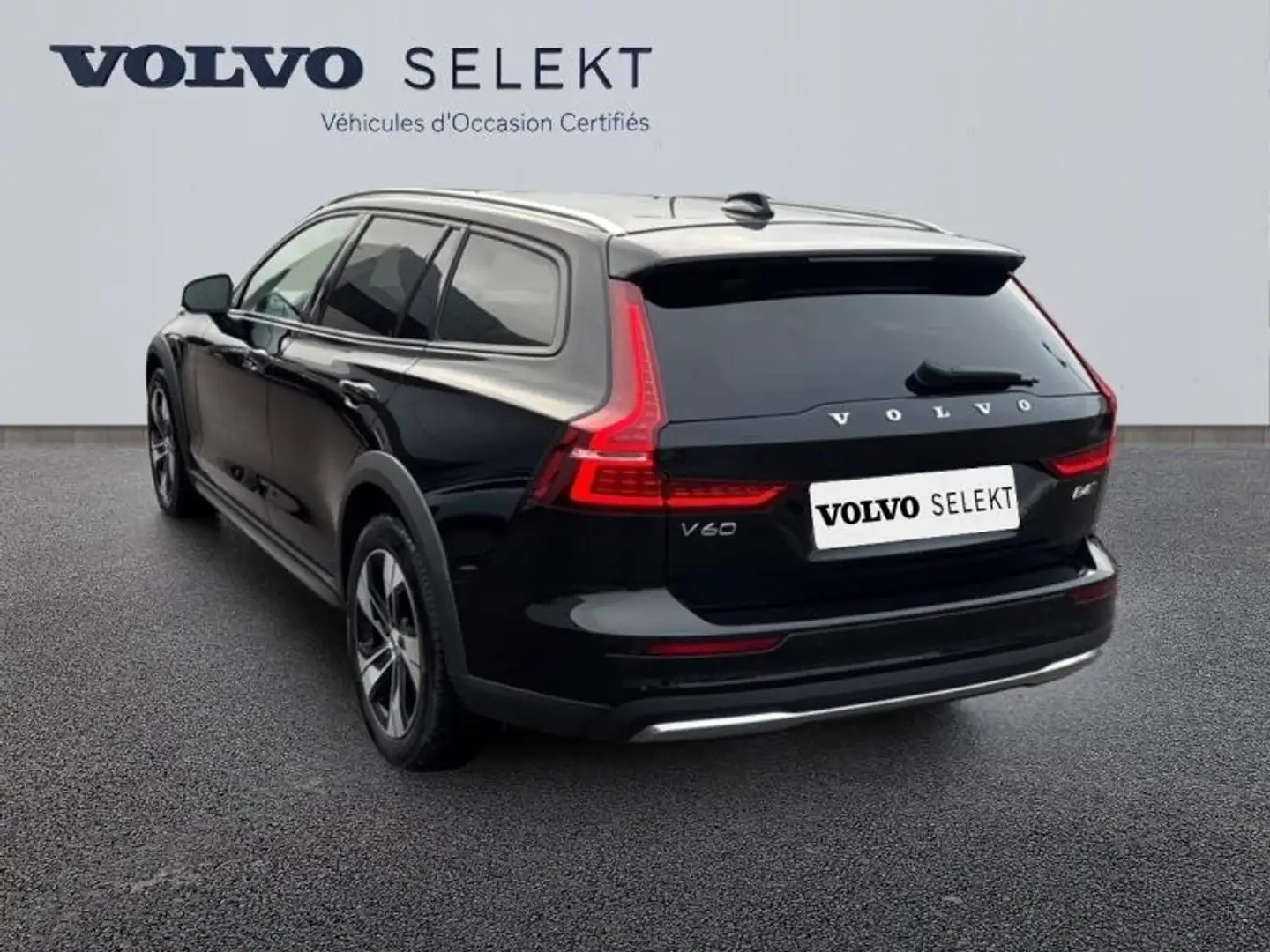 Volvo V60 Cross Country B4 AWD 197ch Pro Geartronic 8 Blanc - 2