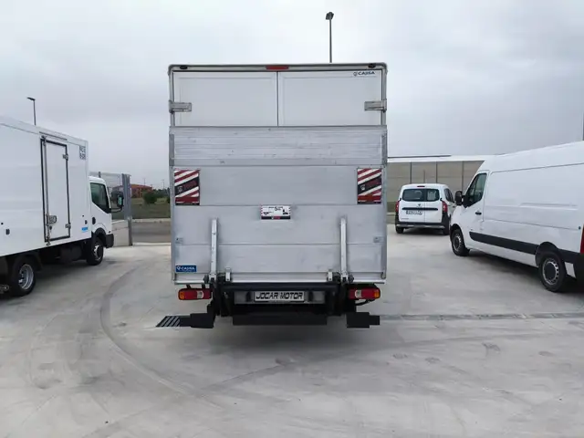 Iveco Daily IVECO Industrial  Manual de 3 Puertas