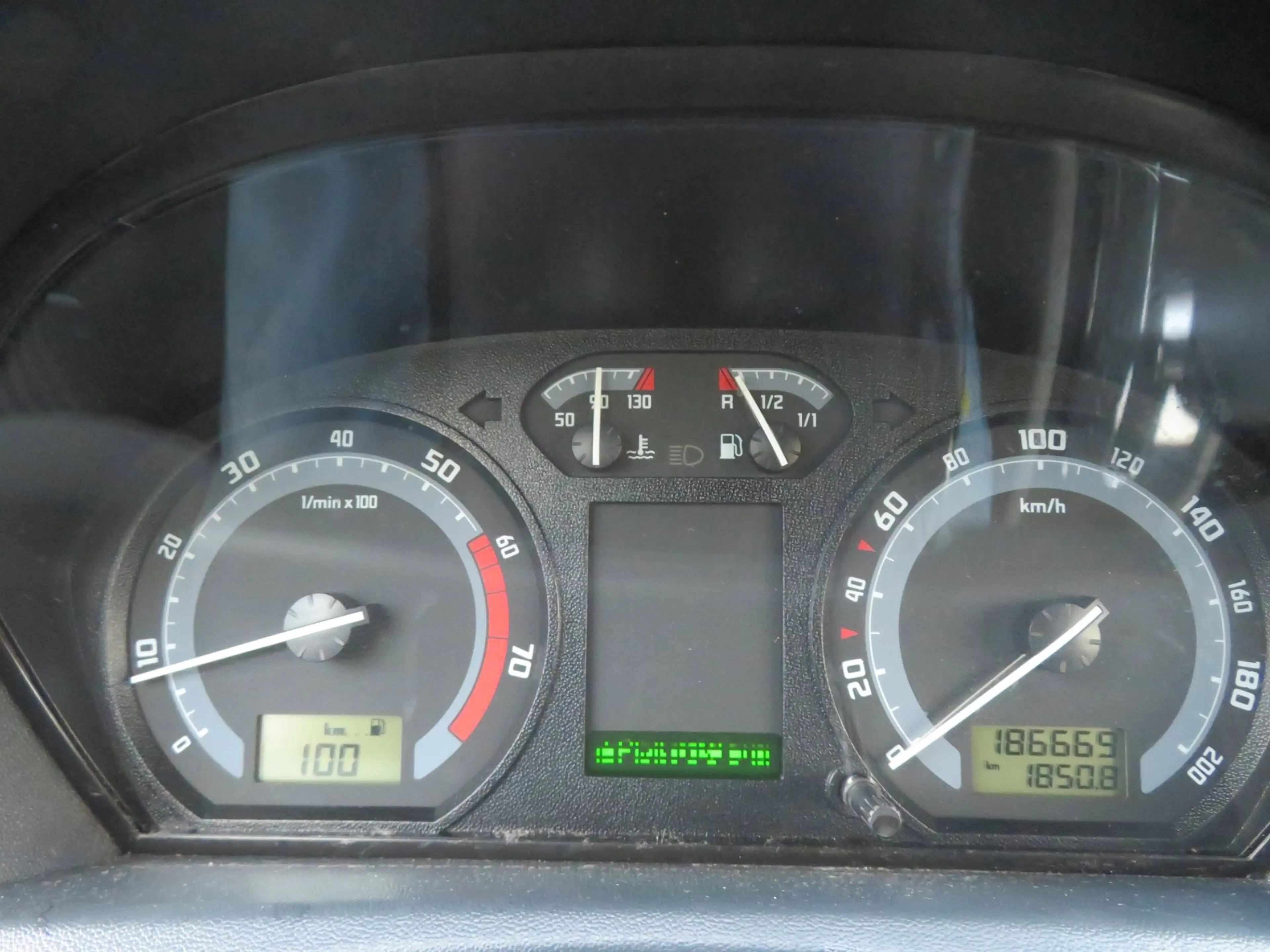 Skoda Fabia 1.4-16V Elegance — photo 7