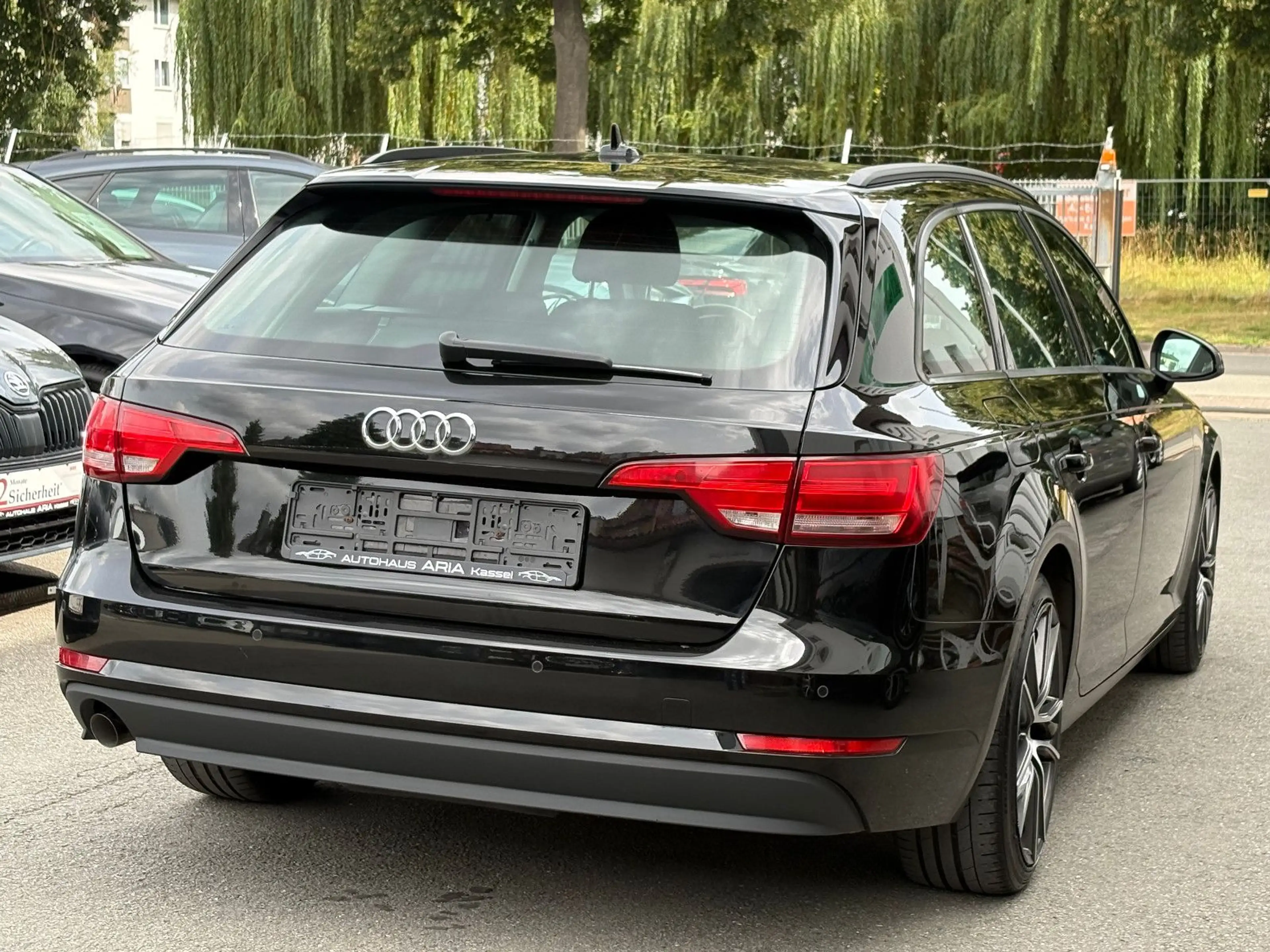 Audi A4 Avant 2.0 TDI S-Tronic Ultra NAVI LED SHZ ALU — photo 5
