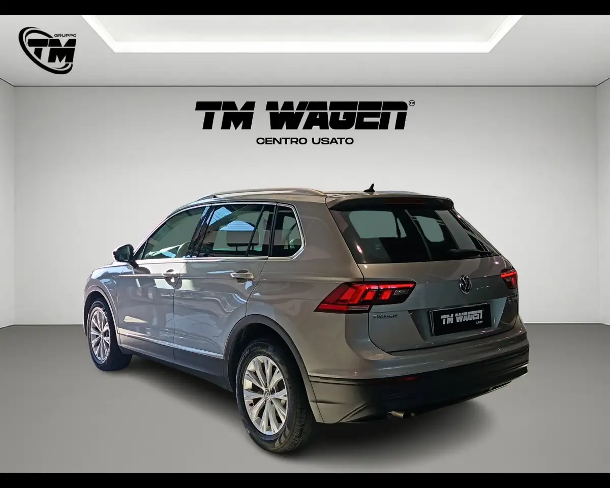Volkswagen Tiguan — photo 8 sur 23