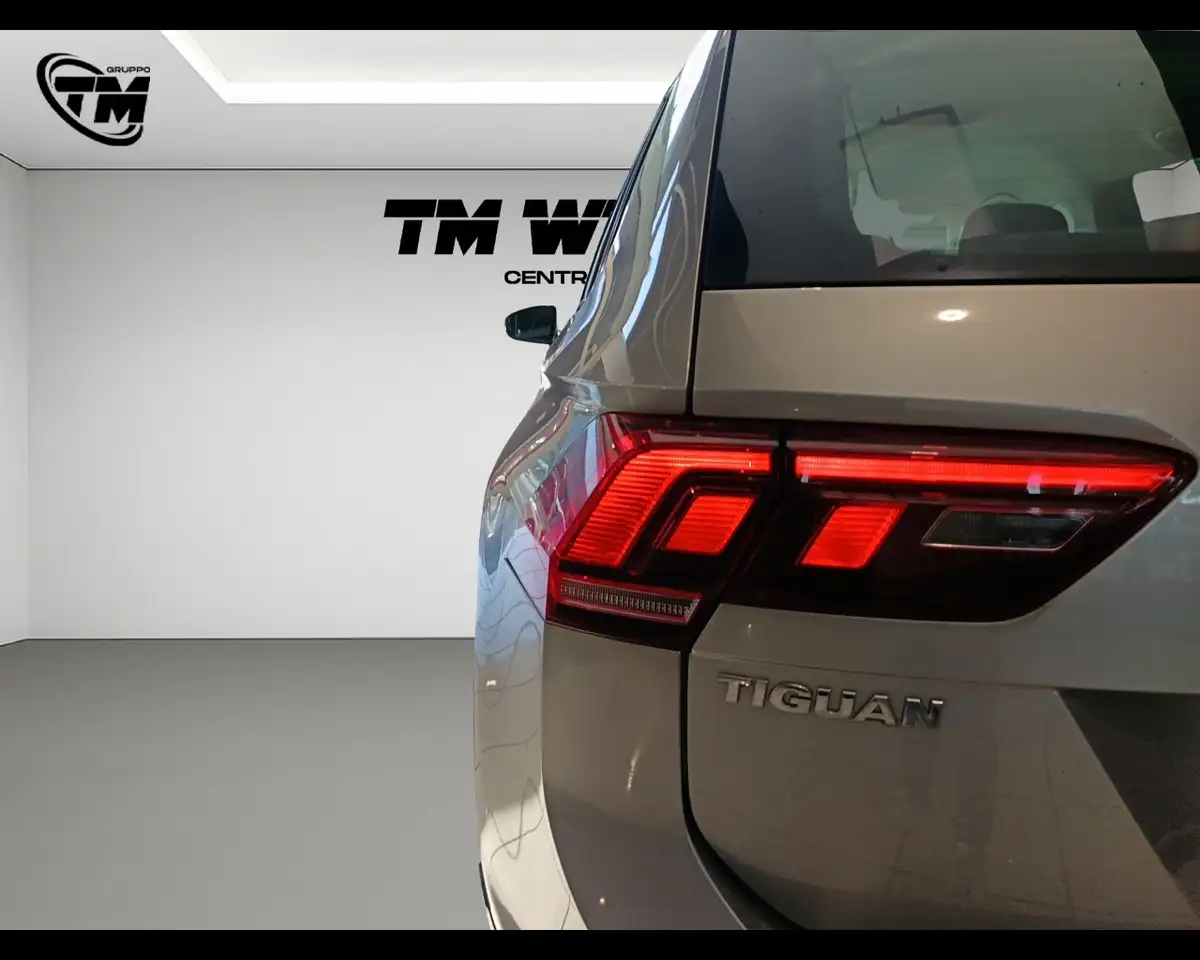 Volkswagen Tiguan — photo 18 sur 23