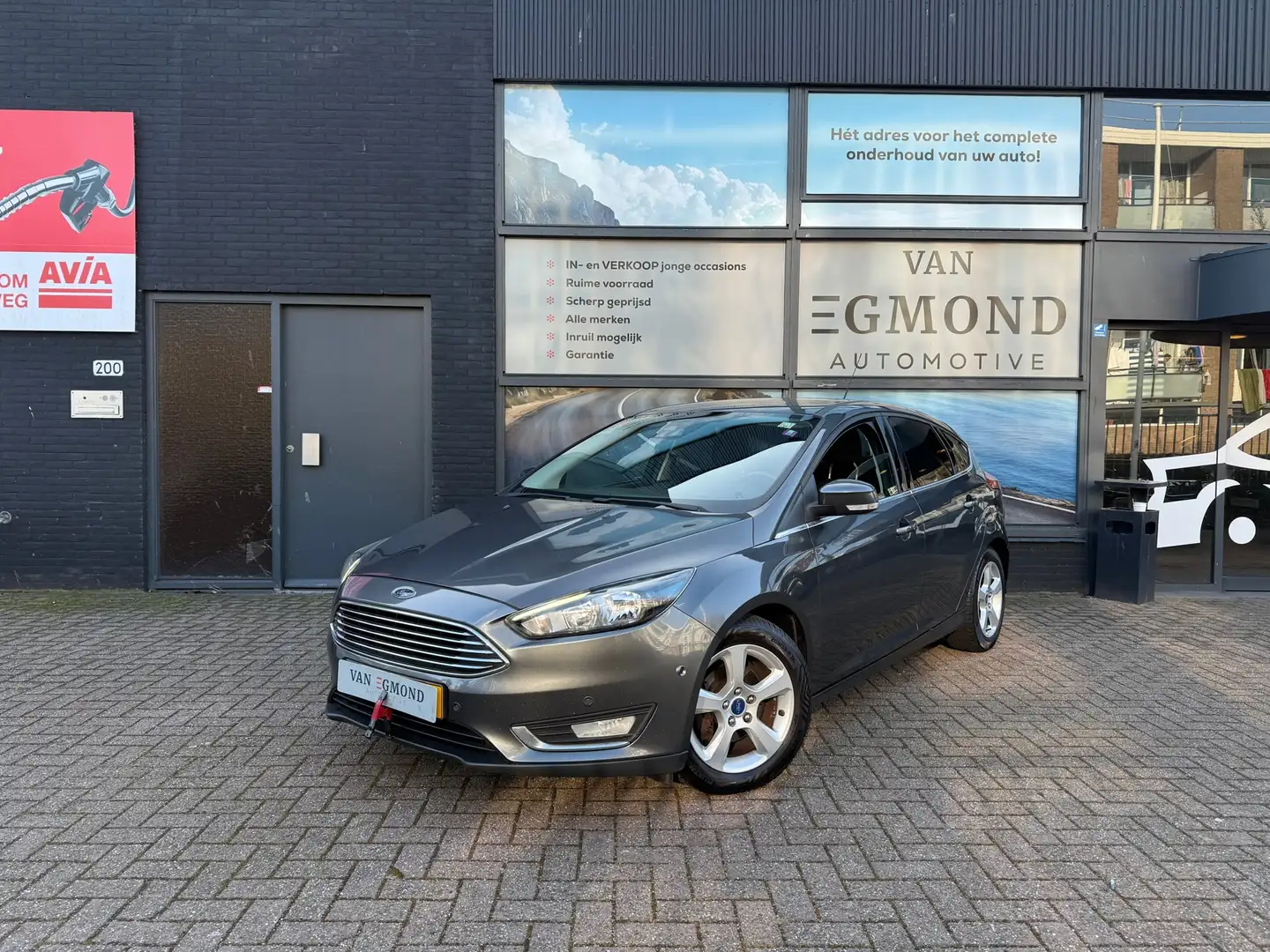 Ford Focus 1.0 First Edition Grau - 1