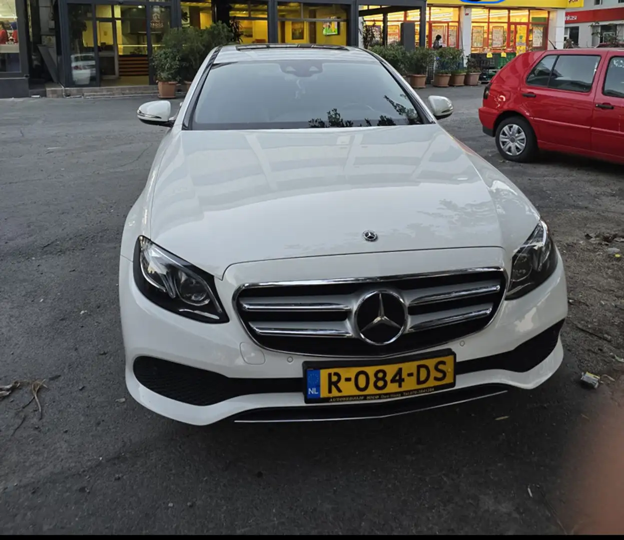 Mercedes-Benz E 350 Wit - 1