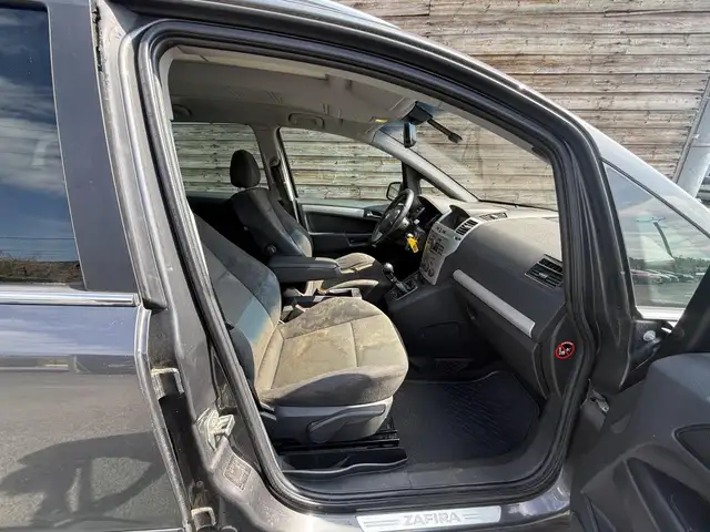 Opel Zafira view 15