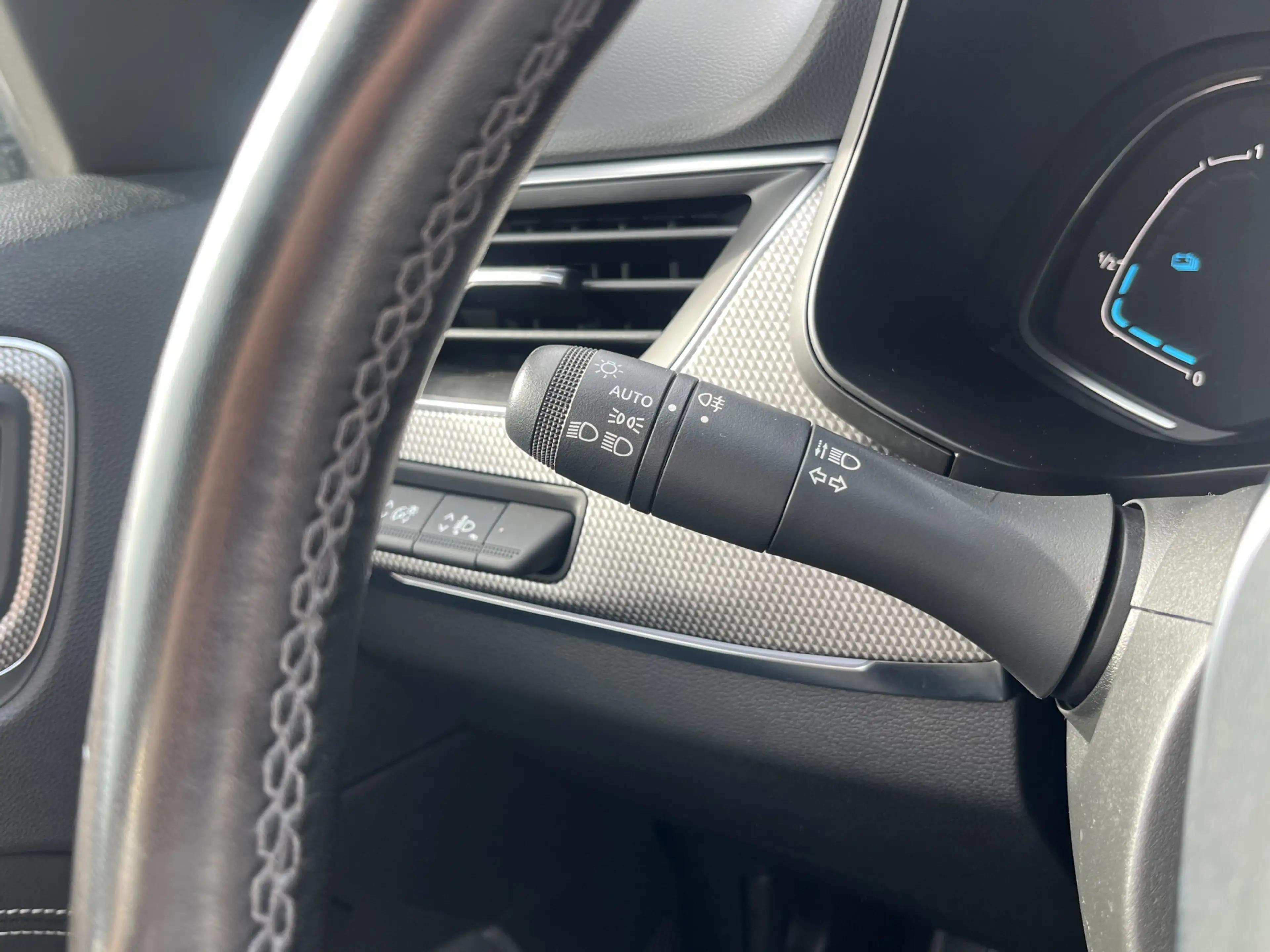 Renault Arkana 1.6 E-Tech Hybrid 145PK Intens / Camera / Dode Hoe — photo 26