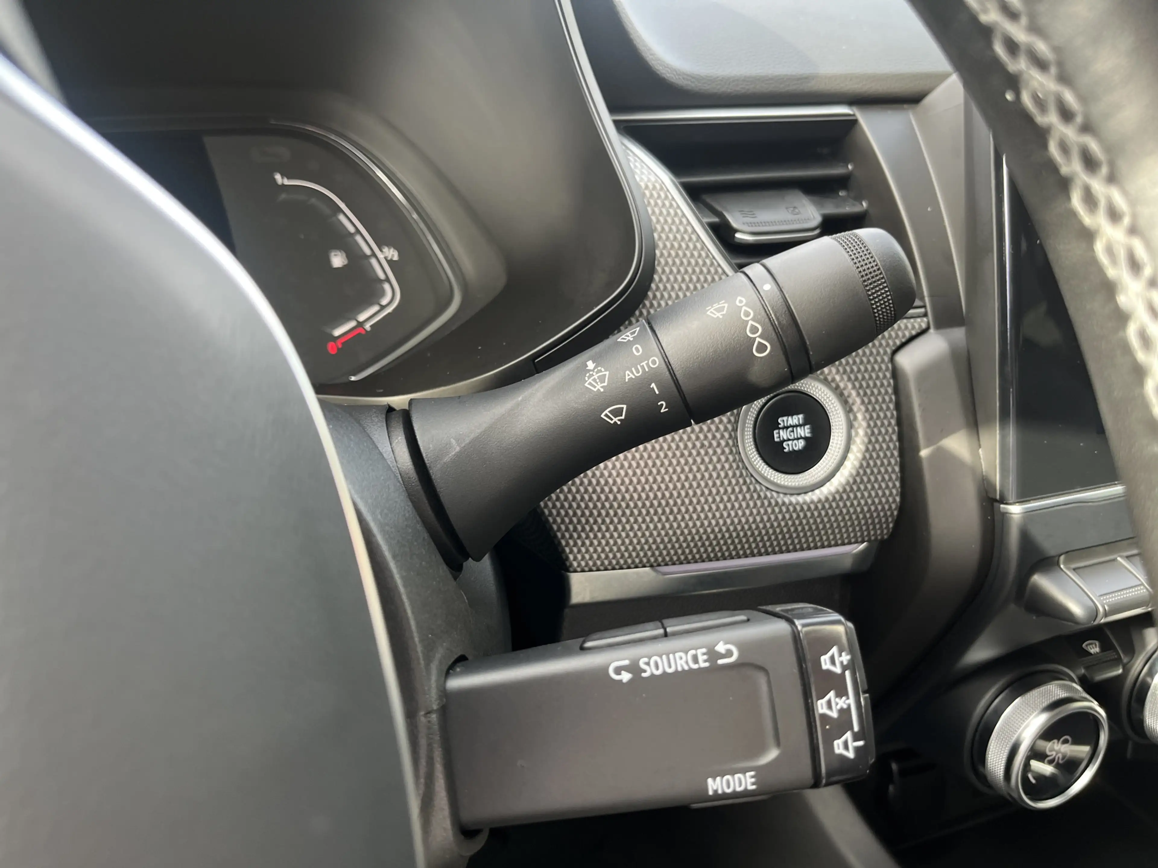 Renault Arkana 1.6 E-Tech Hybrid 145PK Intens / Camera / Dode Hoe — photo 27