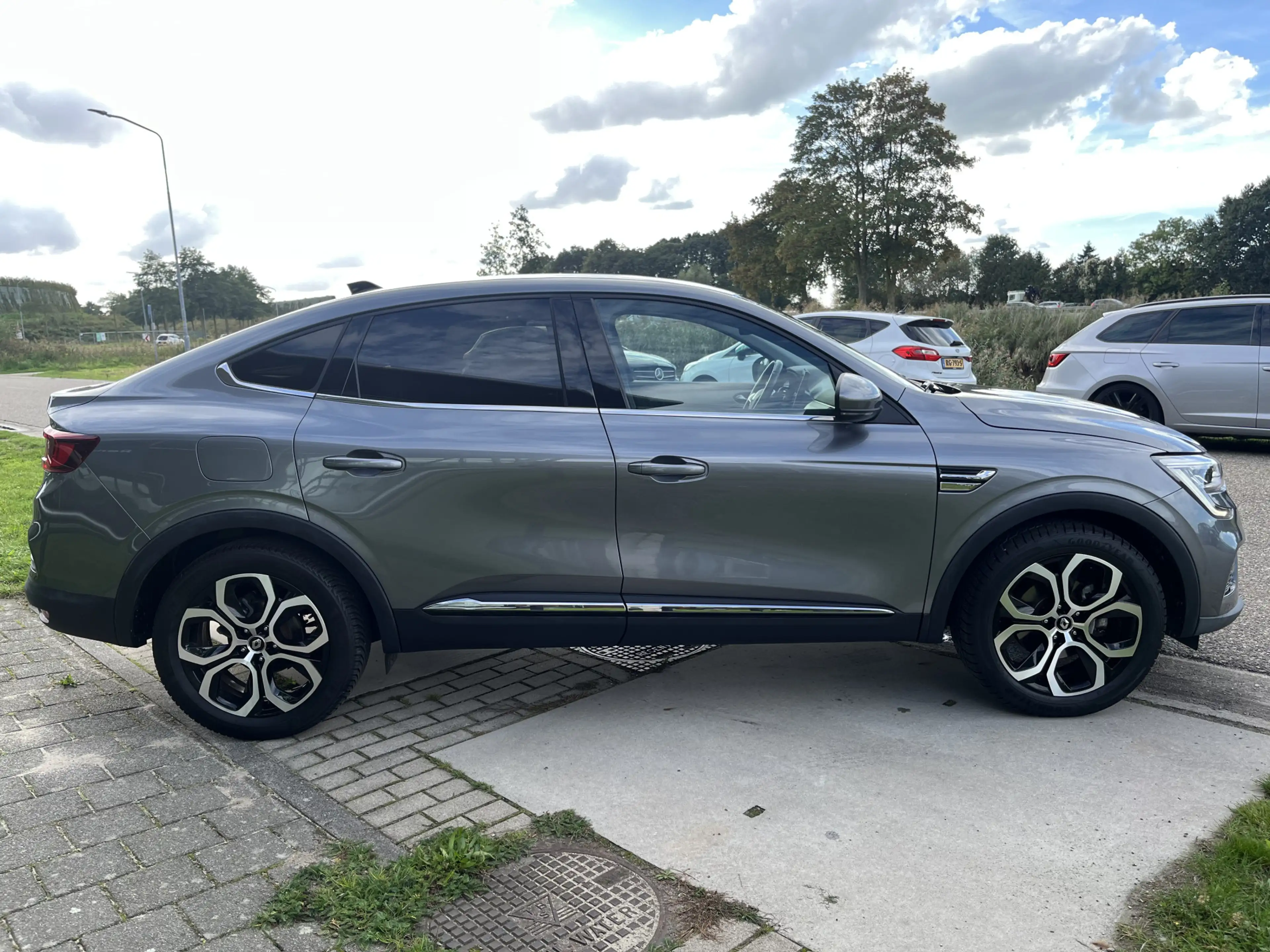 Renault Arkana 1.6 E-Tech Hybrid 145PK Intens / Camera / Dode Hoe — photo 10