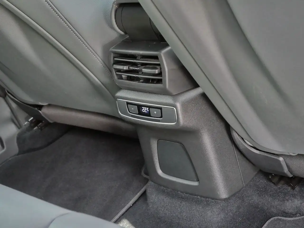 Audi Q4 Sportback 40 e-tron S line *Matrix*Navi*RFK*, миниатюра 18