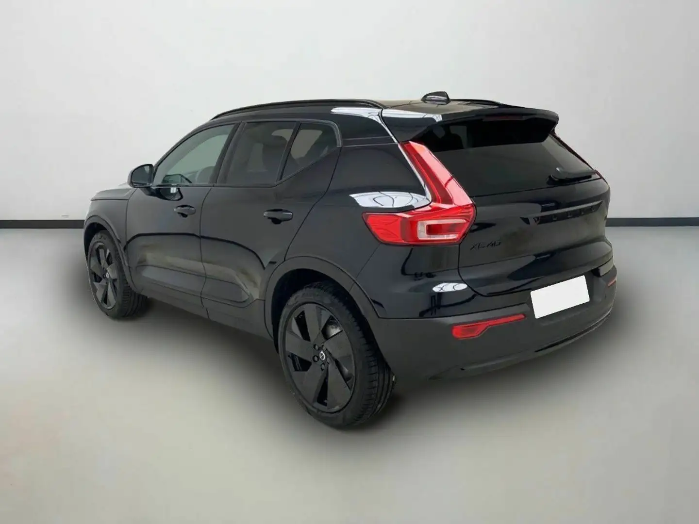 Volvo XC40 B3 Black Edition Aut. Negro - 2
