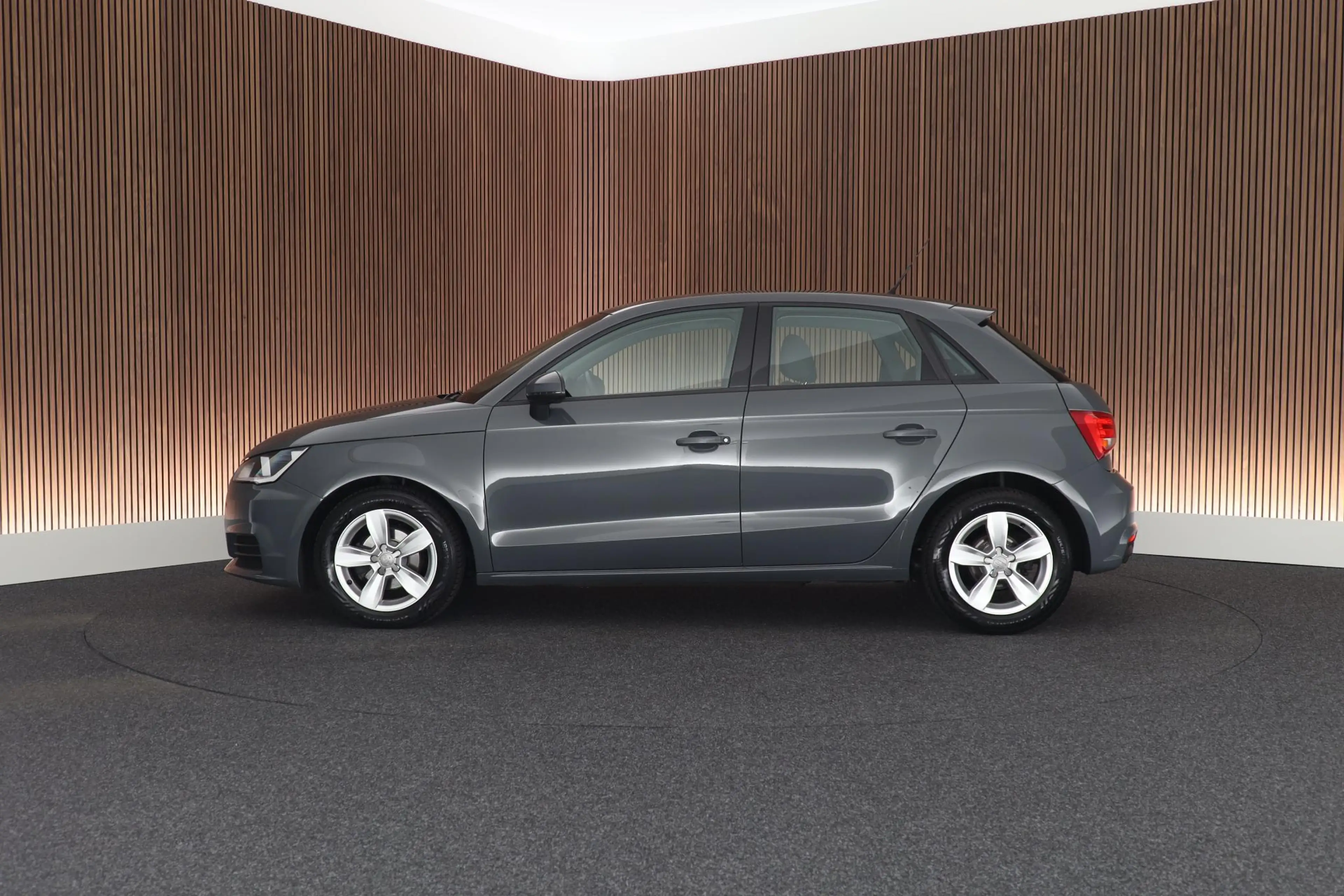 Audi A1 Sportback 1.0 TFSI 95pk S-Tronic Pro Line Navigati — photo 5