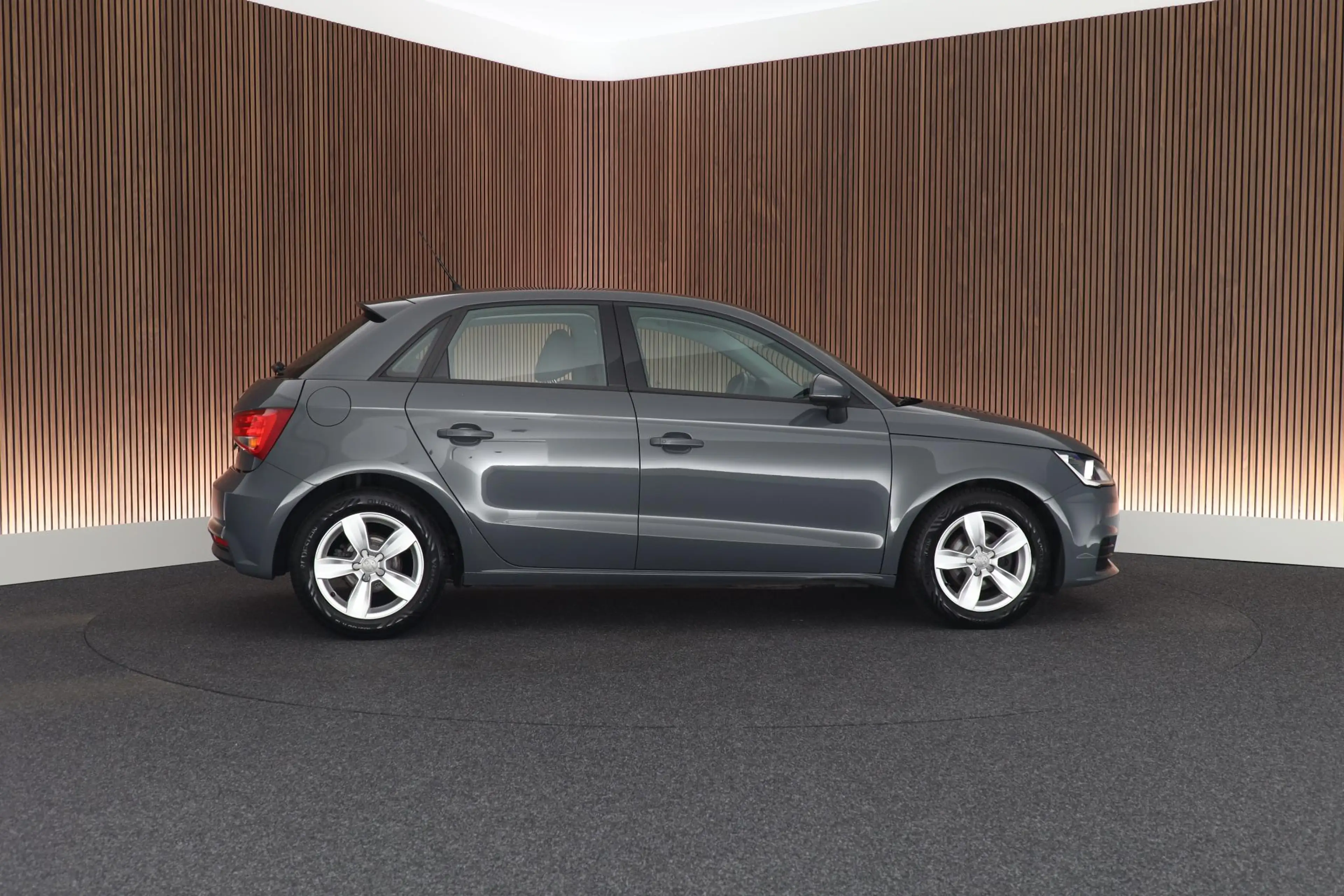 Audi A1 Sportback 1.0 TFSI 95pk S-Tronic Pro Line Navigati — photo 8