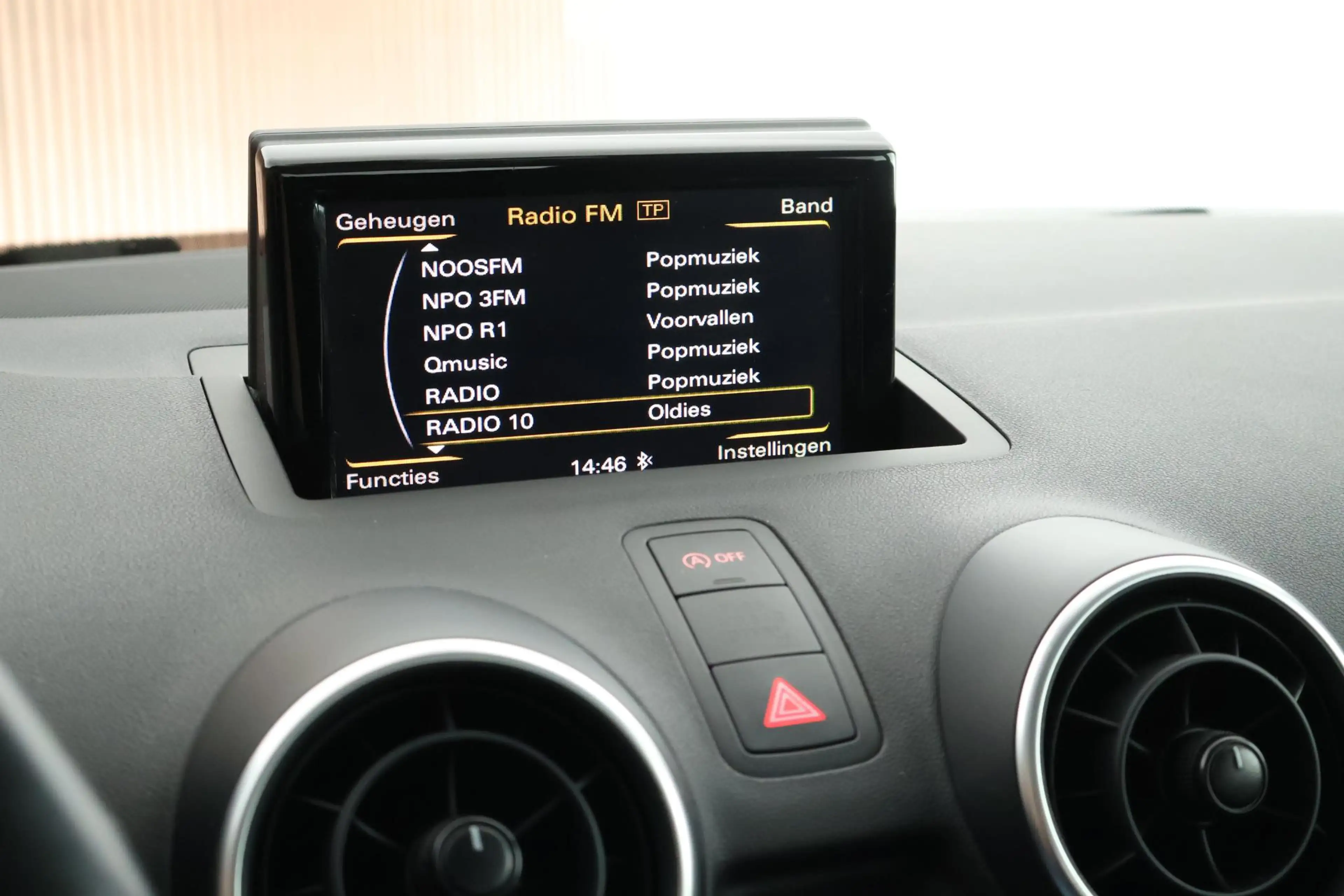 Audi A1 Sportback 1.0 TFSI 95pk S-Tronic Pro Line Navigati — photo 23