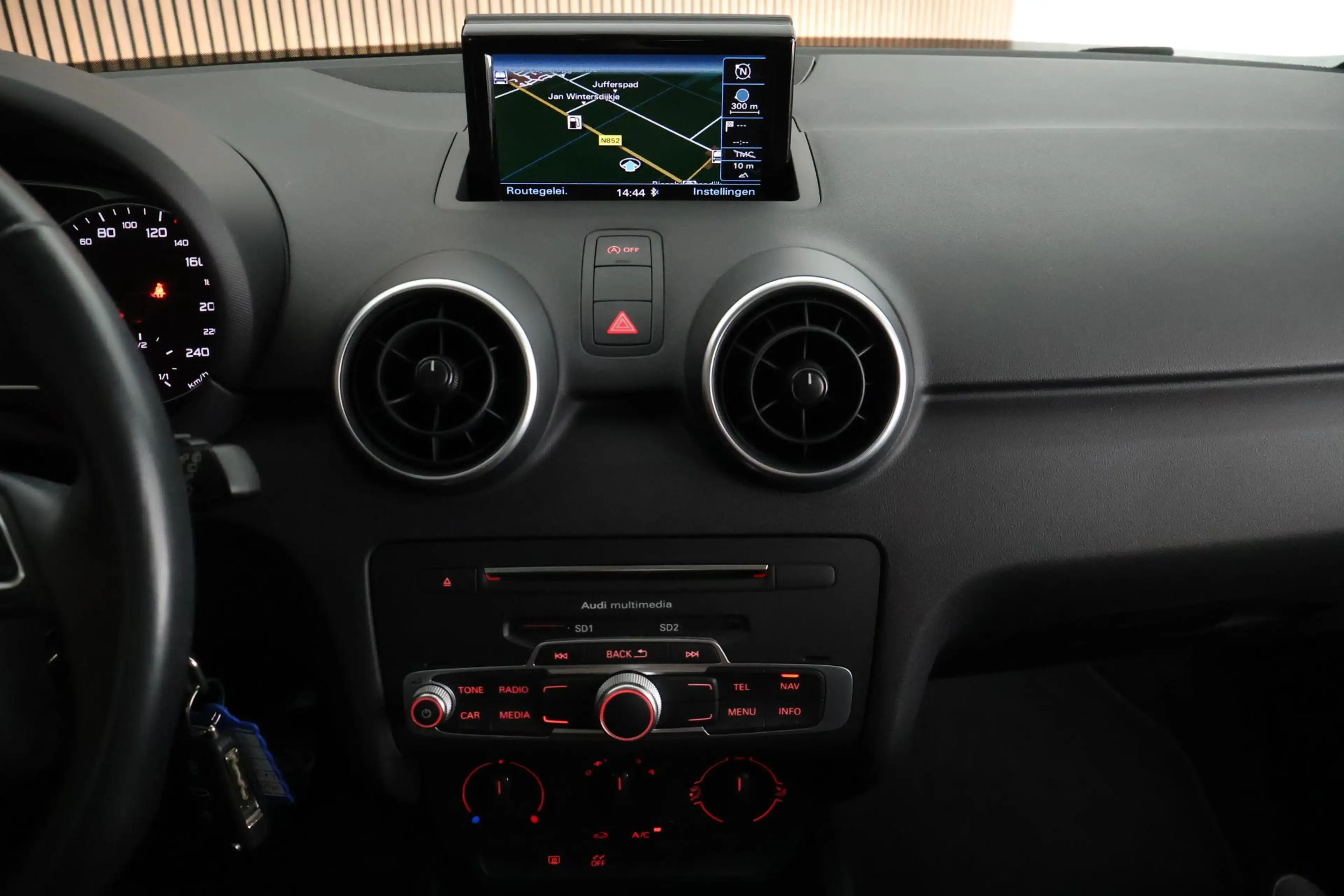 Audi A1 Sportback 1.0 TFSI 95pk S-Tronic Pro Line Navigati — photo 12