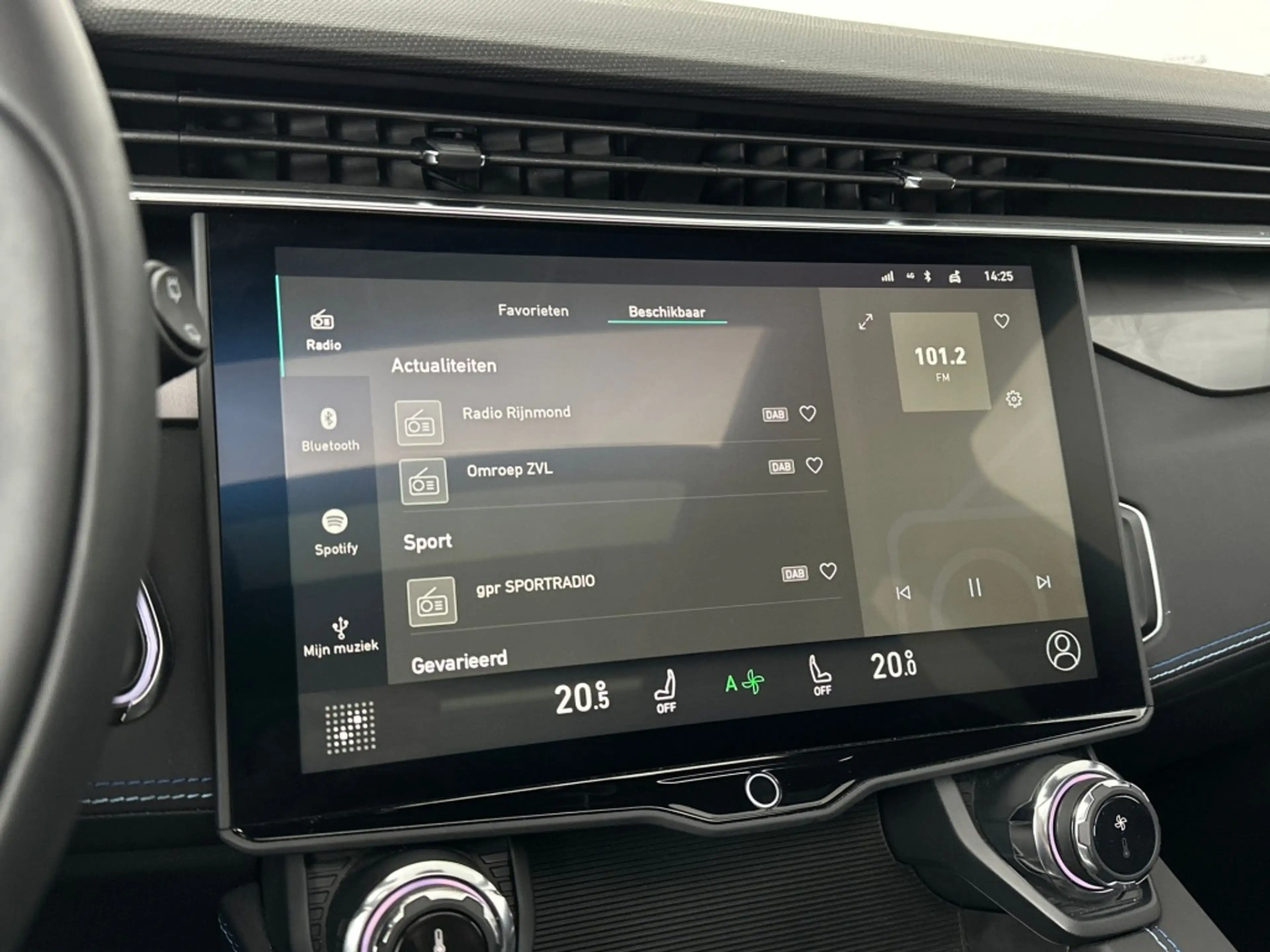 Lynk & Co 01 262PK Plug in Hybride| Panodak| Adap.Cruise| 360Ca — photo 33