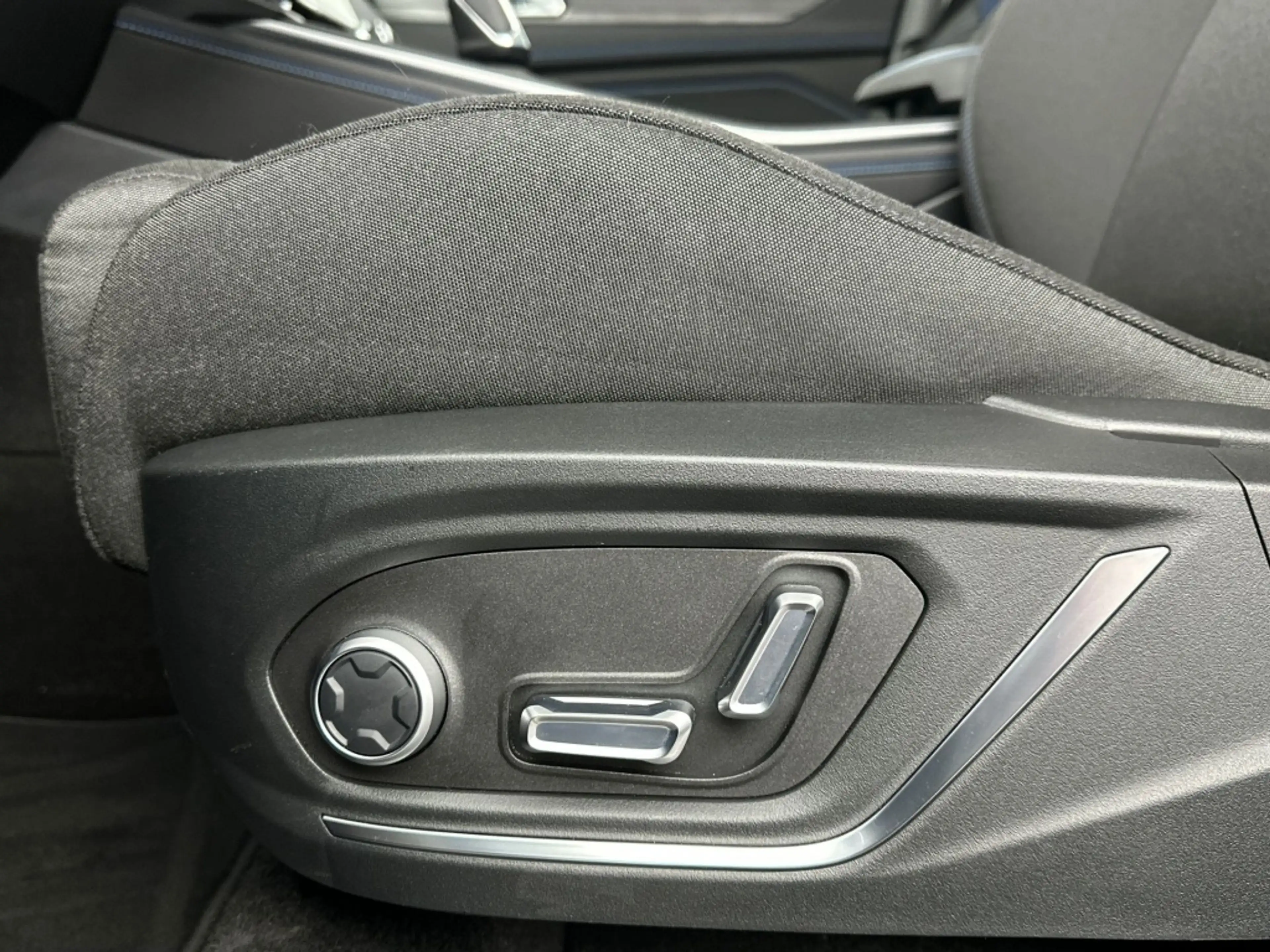 Lynk & Co 01 262PK Plug in Hybride| Panodak| Adap.Cruise| 360Ca — photo 18