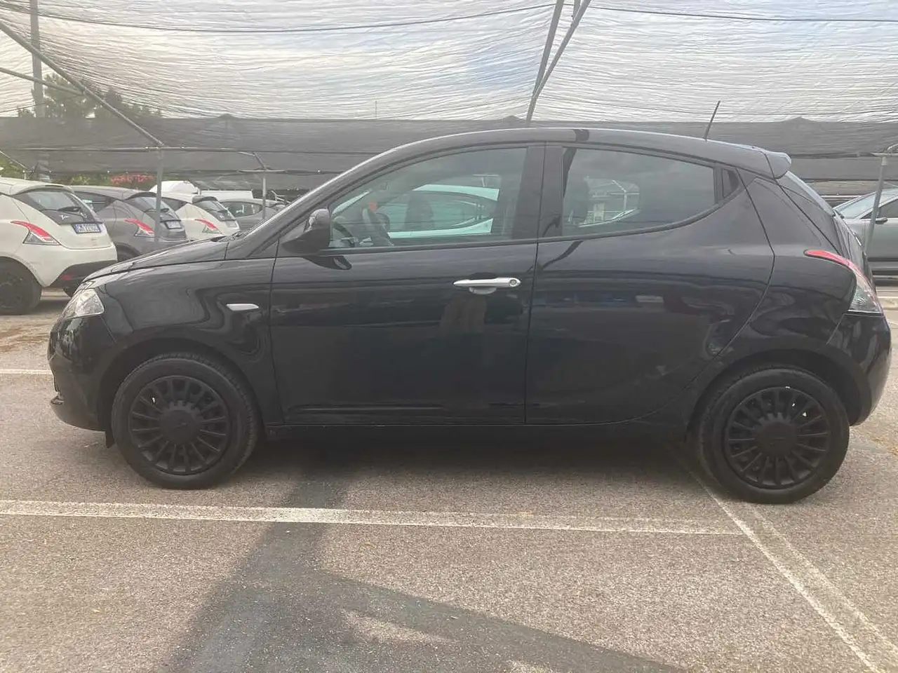 Lancia Ypsilon 2023 — фото 6