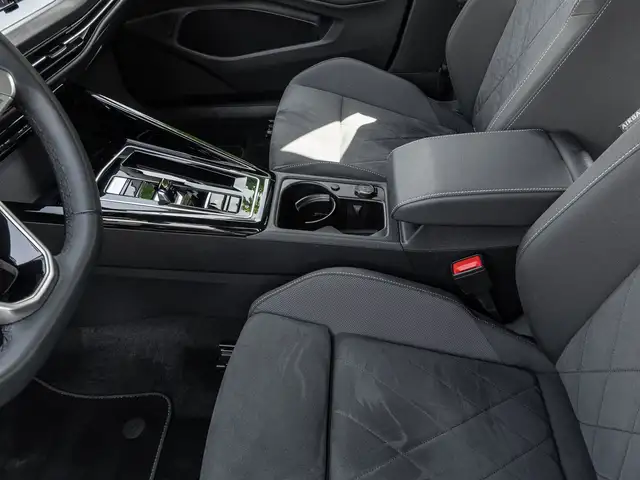 Volkswagen Golf view 14