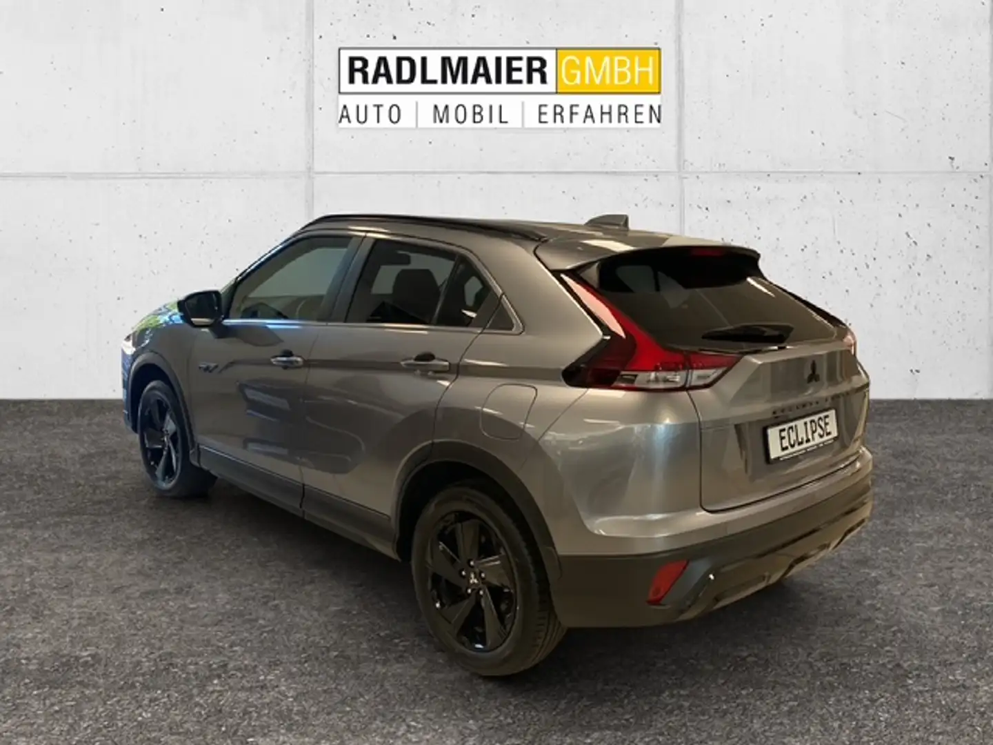 Mitsubishi Eclipse Cross Plug-in Hybrid Select Black 2,4 (SDA m. Navi) Grau - 2