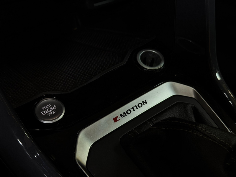 Volkswagen T-Roc 2.0 TSI 4Motion Sport R-Line |Pano|Beats|Keyless|N — photo 23