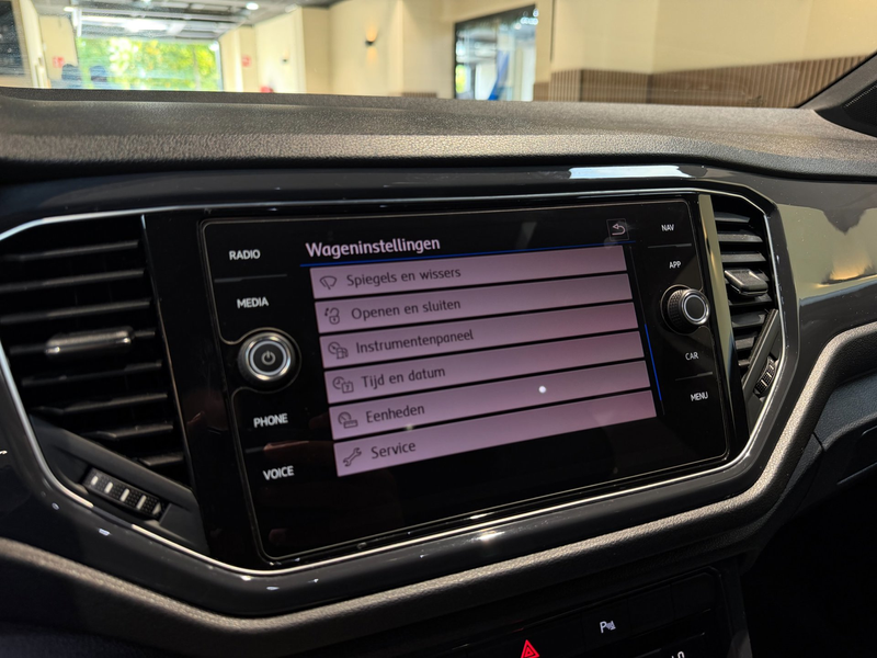Volkswagen T-Roc 2.0 TSI 4Motion Sport R-Line |Pano|Beats|Keyless|N — photo 38