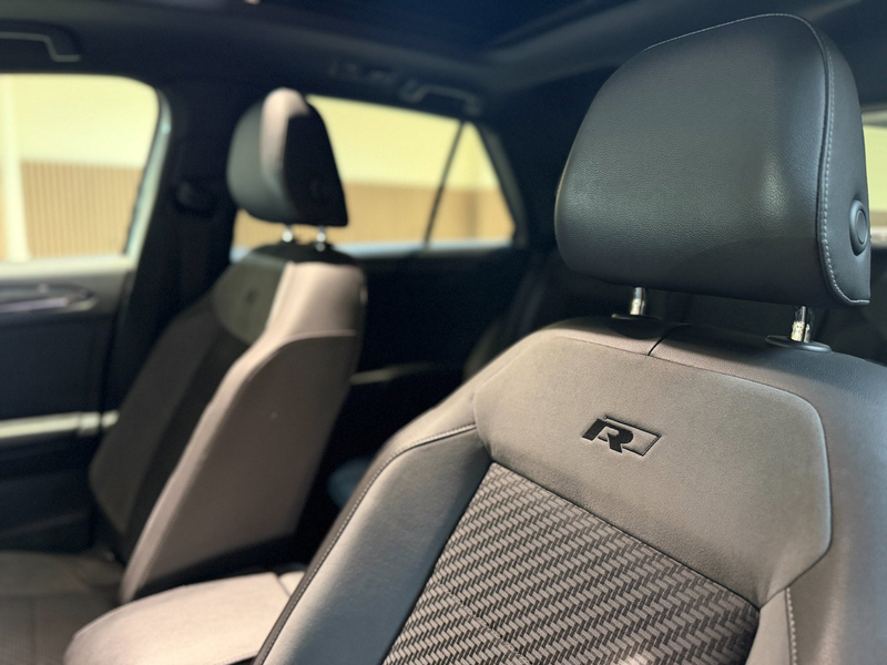 Volkswagen T-Roc 2.0 TSI 4Motion Sport R-Line |Pano|Beats|Keyless|N — photo 20