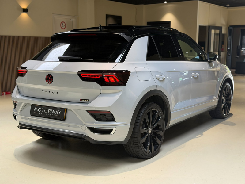 Volkswagen T-Roc 2.0 TSI 4Motion Sport R-Line |Pano|Beats|Keyless|N — photo 8