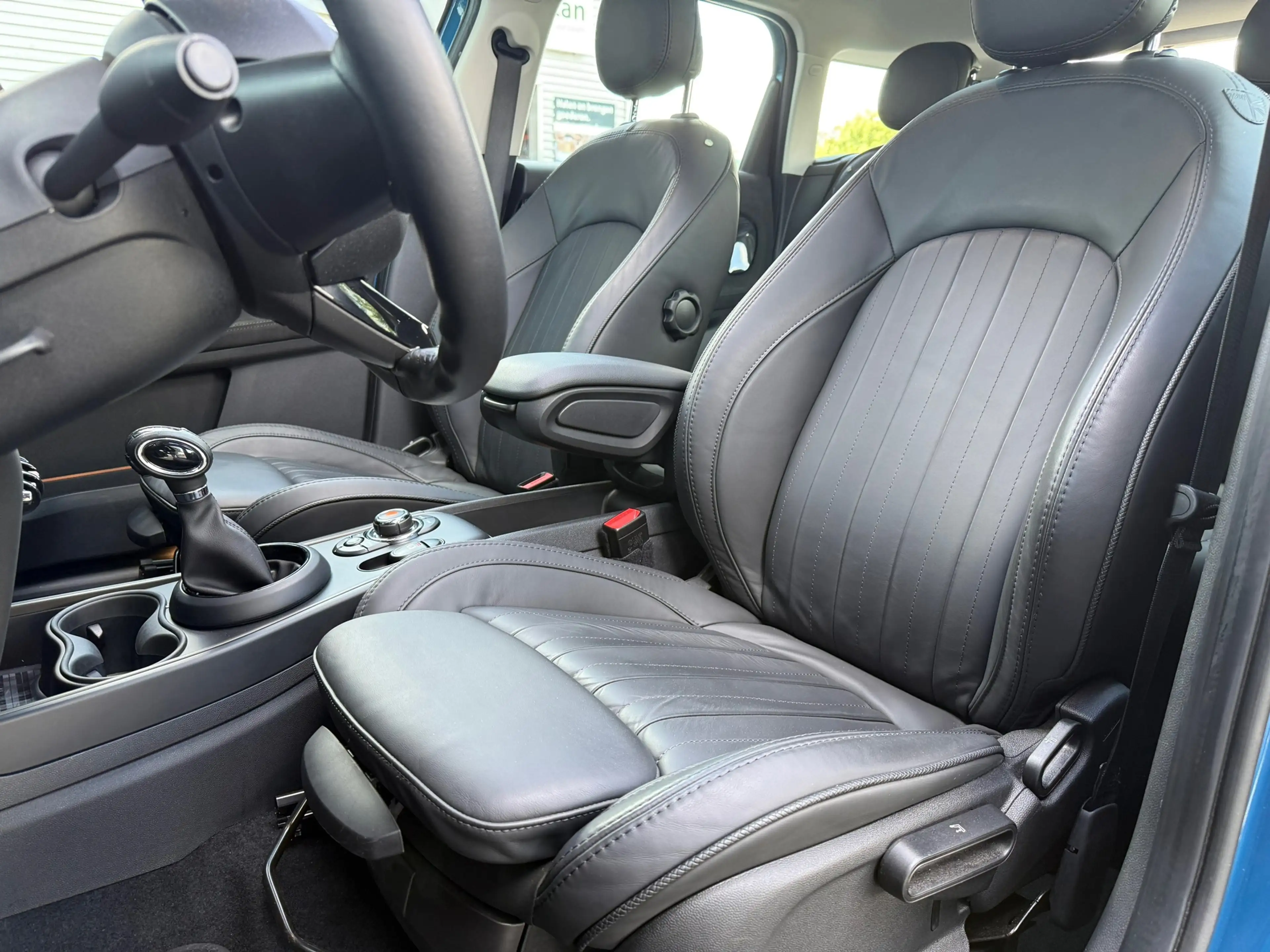 MINI Cooper Countryman 1.5 Pepper - Automaat - Navi - Pano/Schuifdak - Le — photo 33