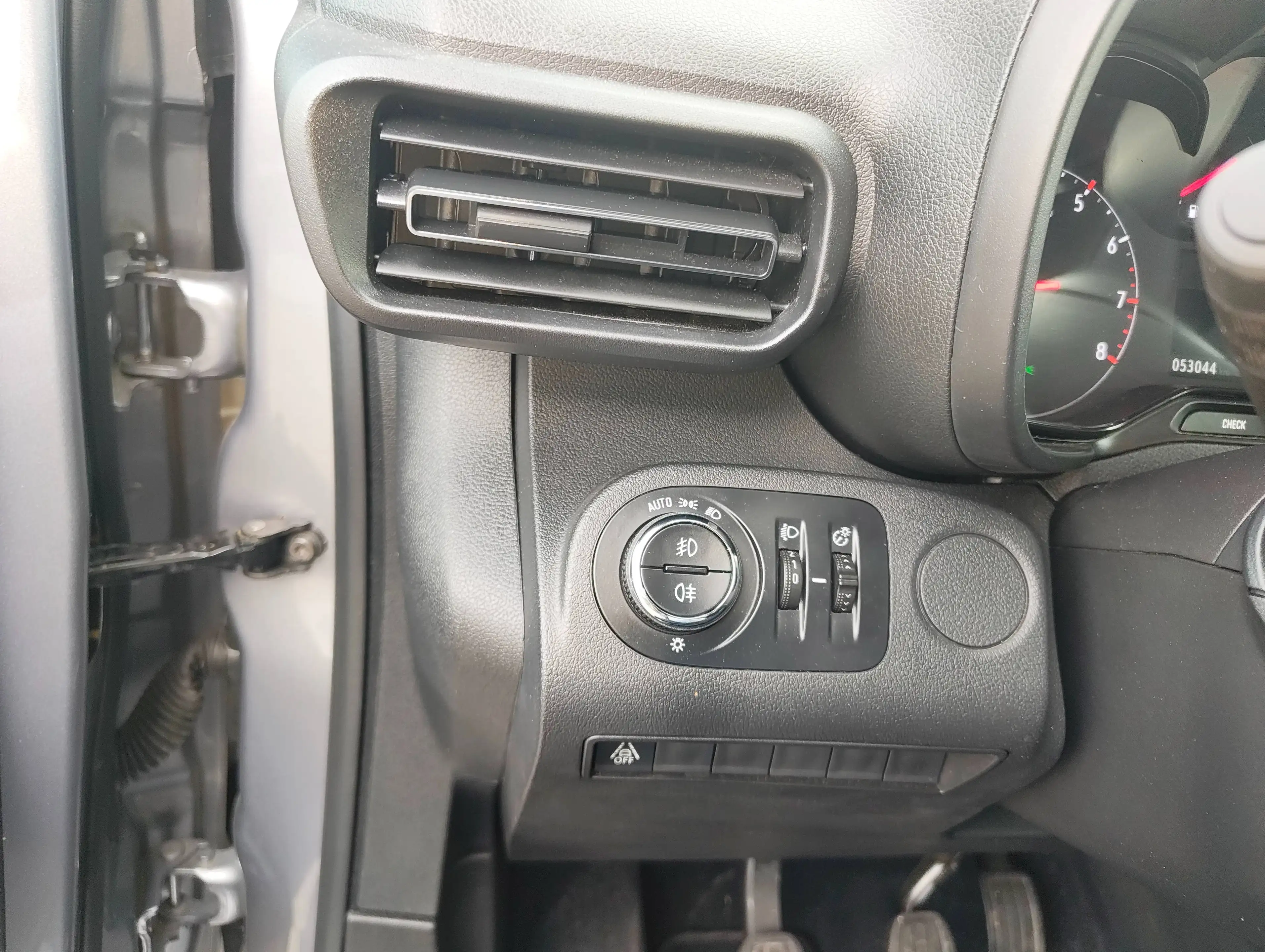 Opel Combo Life Combo Life 1.2 T L1H1 Edition S/S DAB NAV 110 pk — photo 13