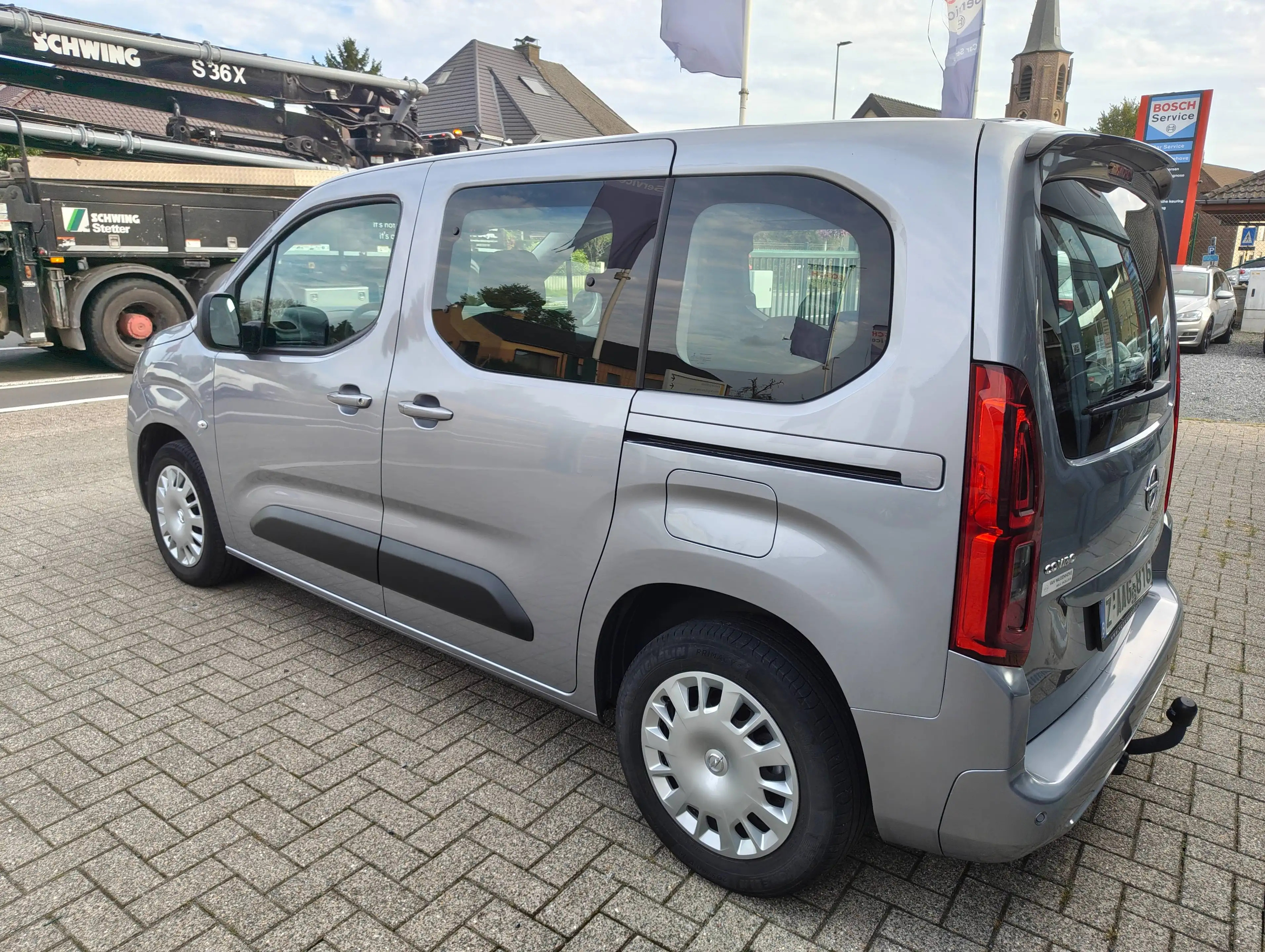 Opel Combo Life Combo Life 1.2 T L1H1 Edition S/S DAB NAV 110 pk — photo 5
