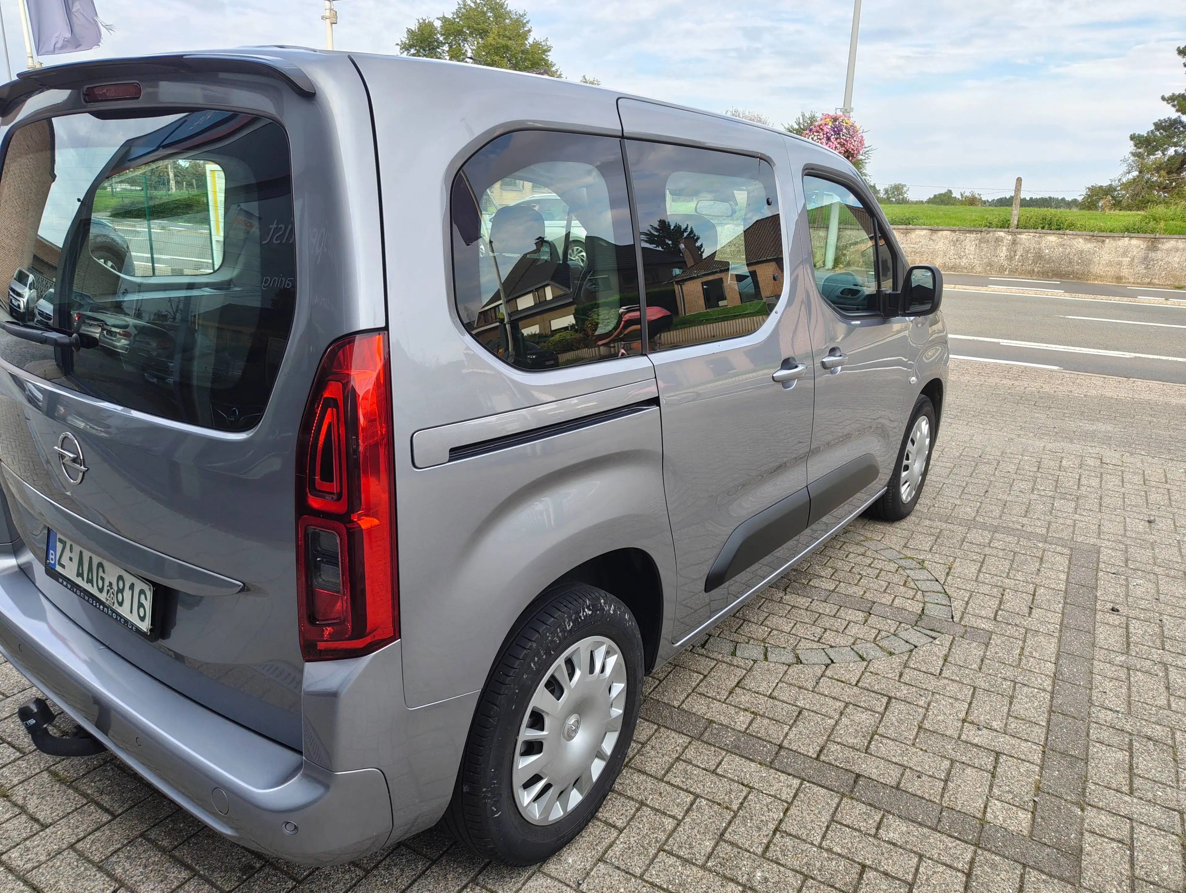 Opel Combo Life Combo Life 1.2 T L1H1 Edition S/S DAB NAV 110 pk — photo 8
