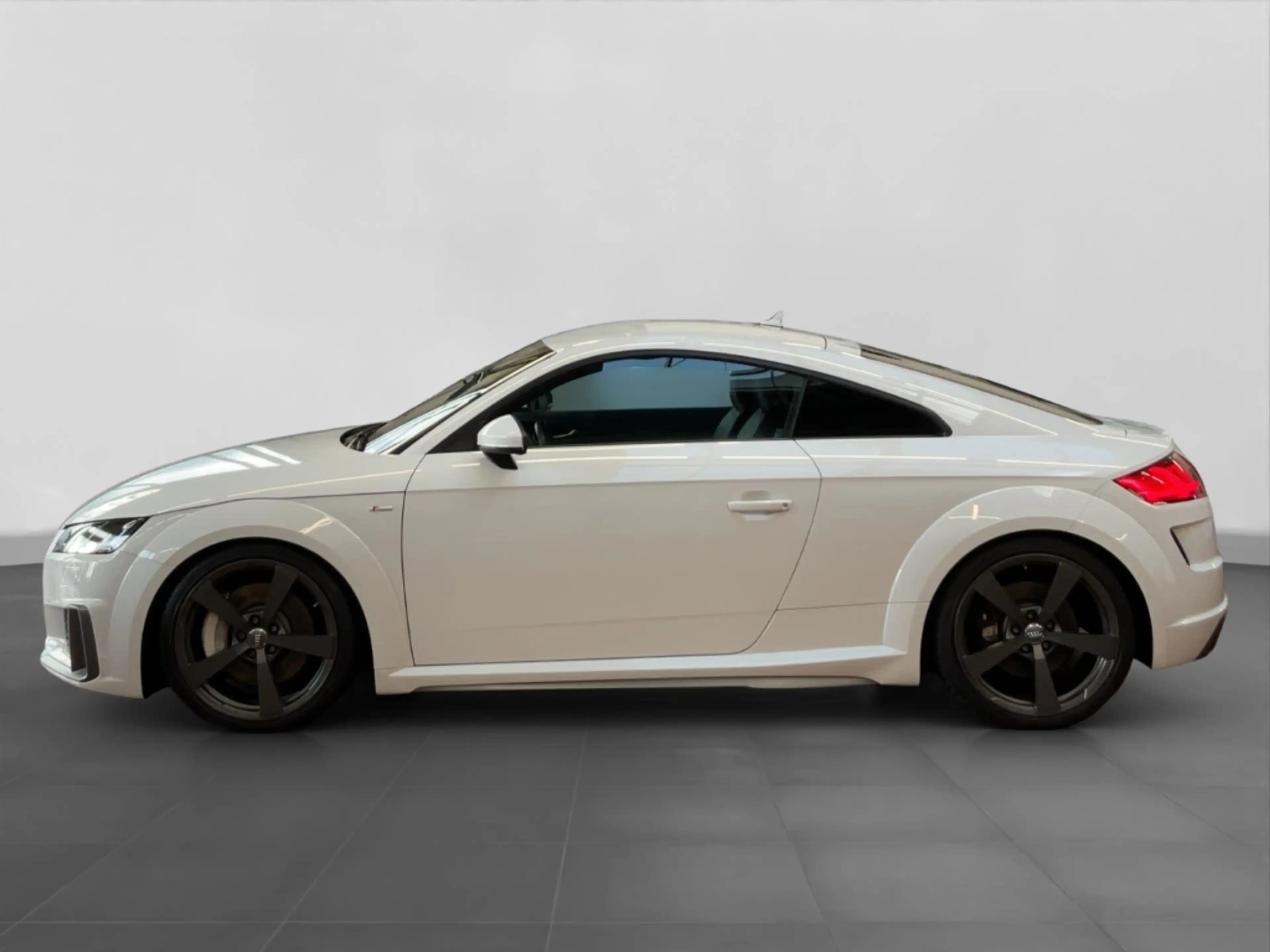 Audi TT Coupe 45 2.0 TFSI S line quattro Alu LED Navi APS — photo 3