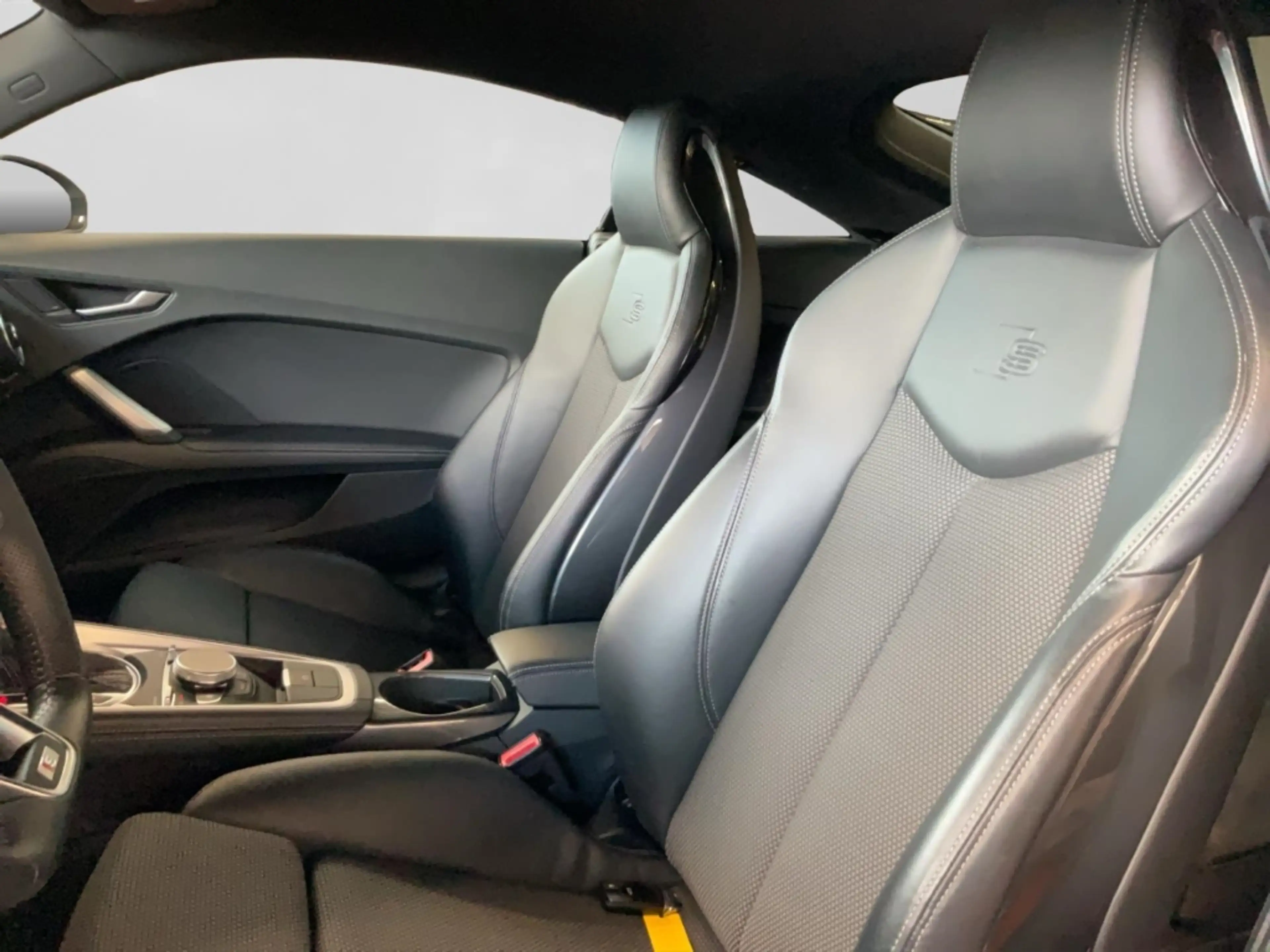 Audi TT Coupe 45 2.0 TFSI S line quattro Alu LED Navi APS — photo 11