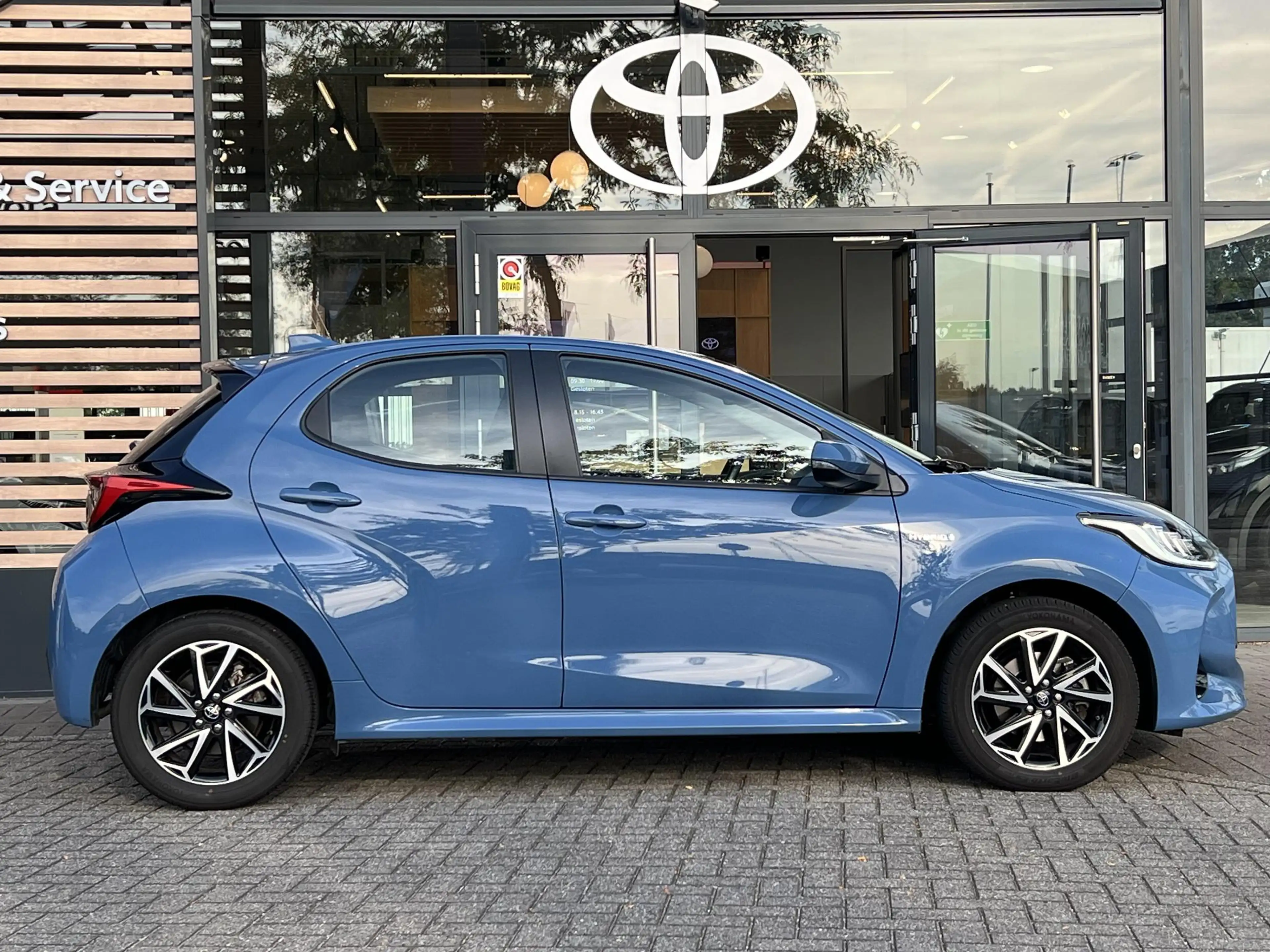 Toyota Yaris 1.5 Hybrid Dynamic | Rijklaar | Private Lease v.a — photo 6