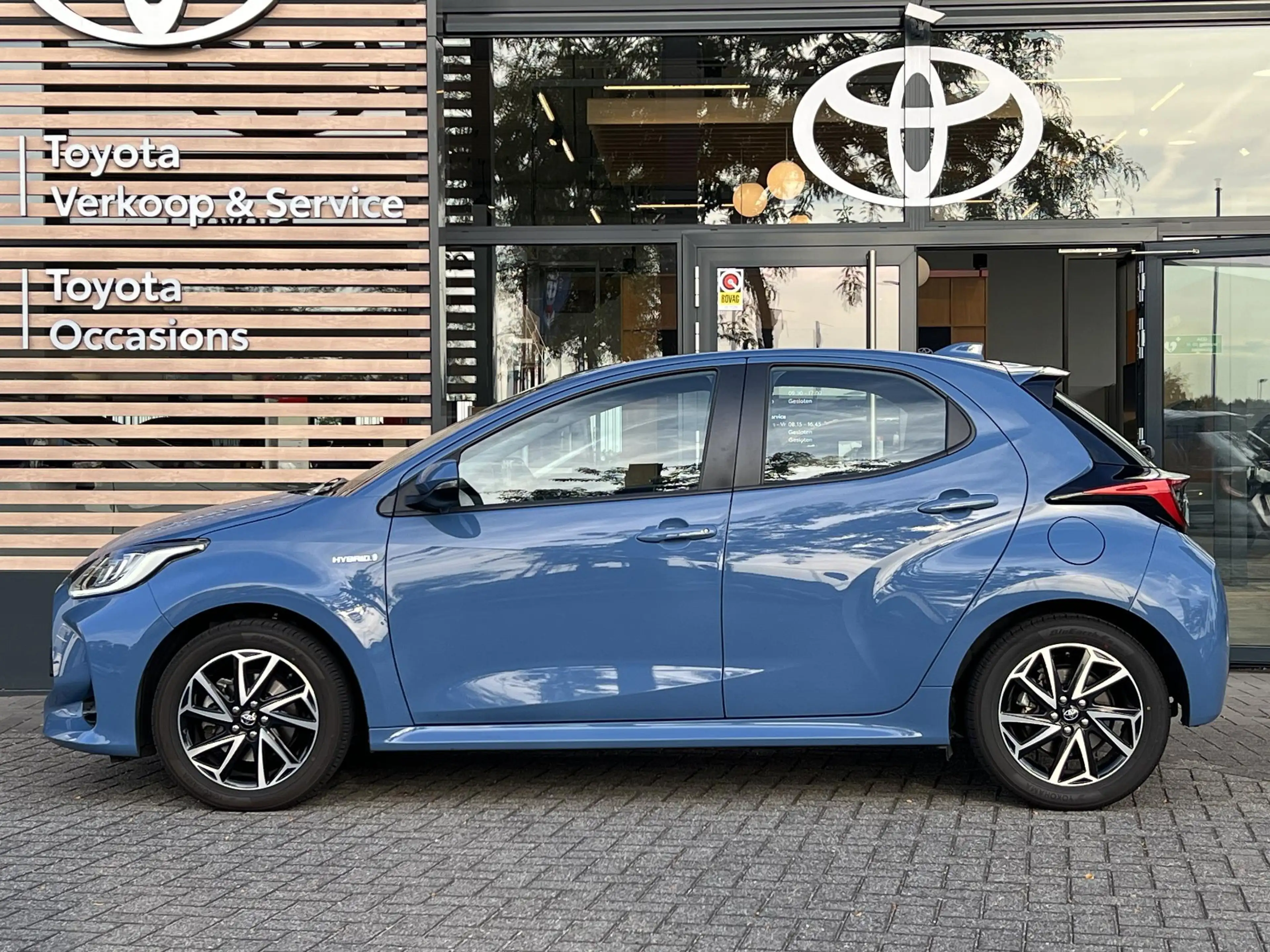 Toyota Yaris 1.5 Hybrid Dynamic | Rijklaar | Private Lease v.a — photo 2