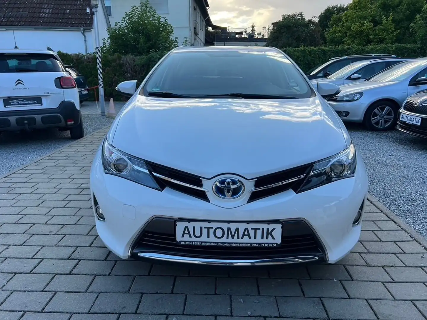 Toyota Auris Hybrid Life 1.8 KAMERA KLIMA TÜV /07.2026 Blanc - 2