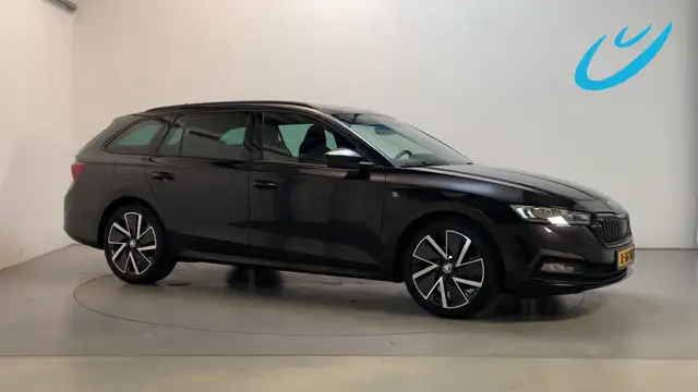 Skoda Octavia Combi 1.0 e-TSI DSG Sport Business Sfeerverlichtin