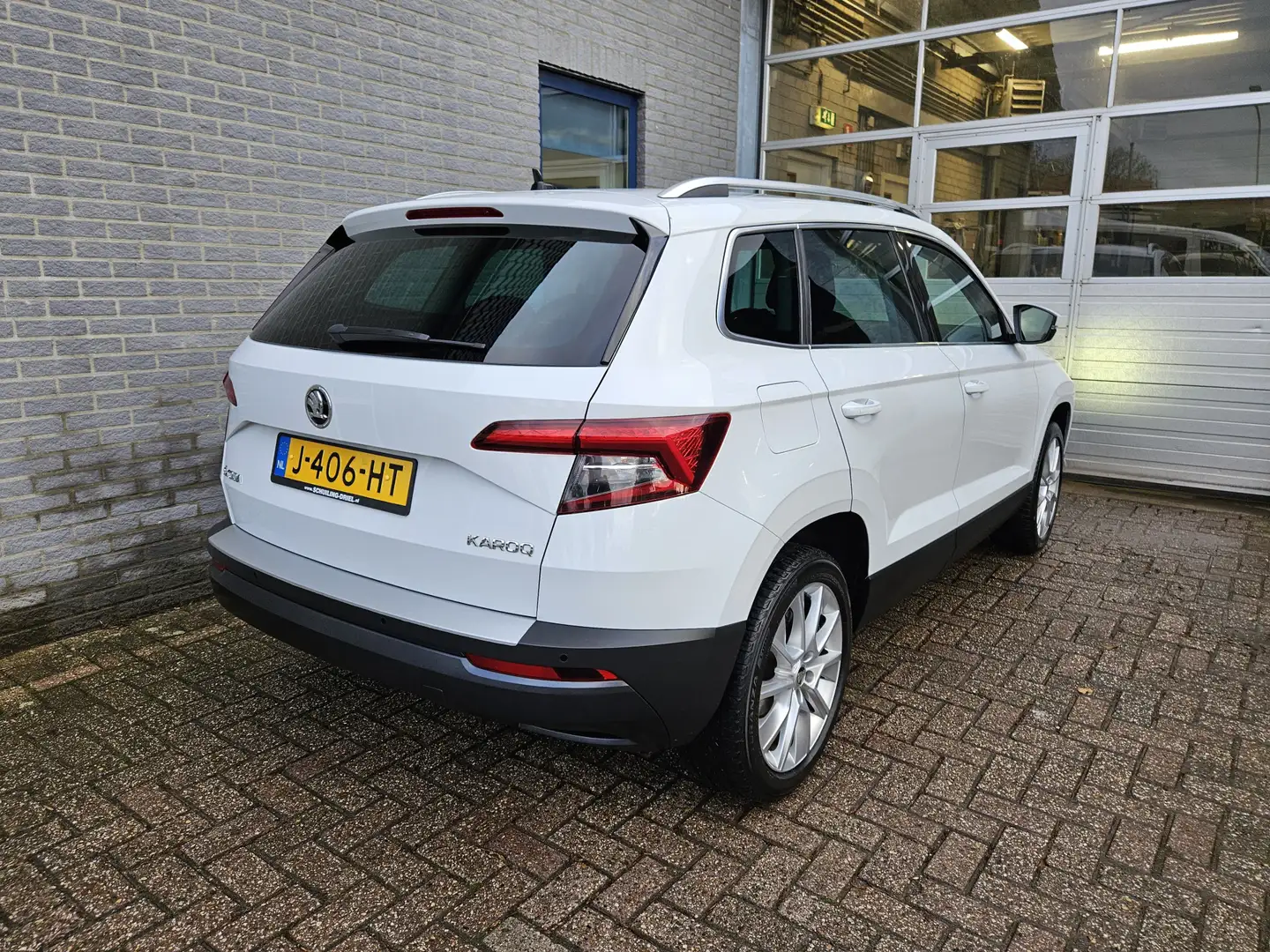 Skoda Karoq 1.5 TSI ACT Style Inclusief afleveringskosten Blanc - 2