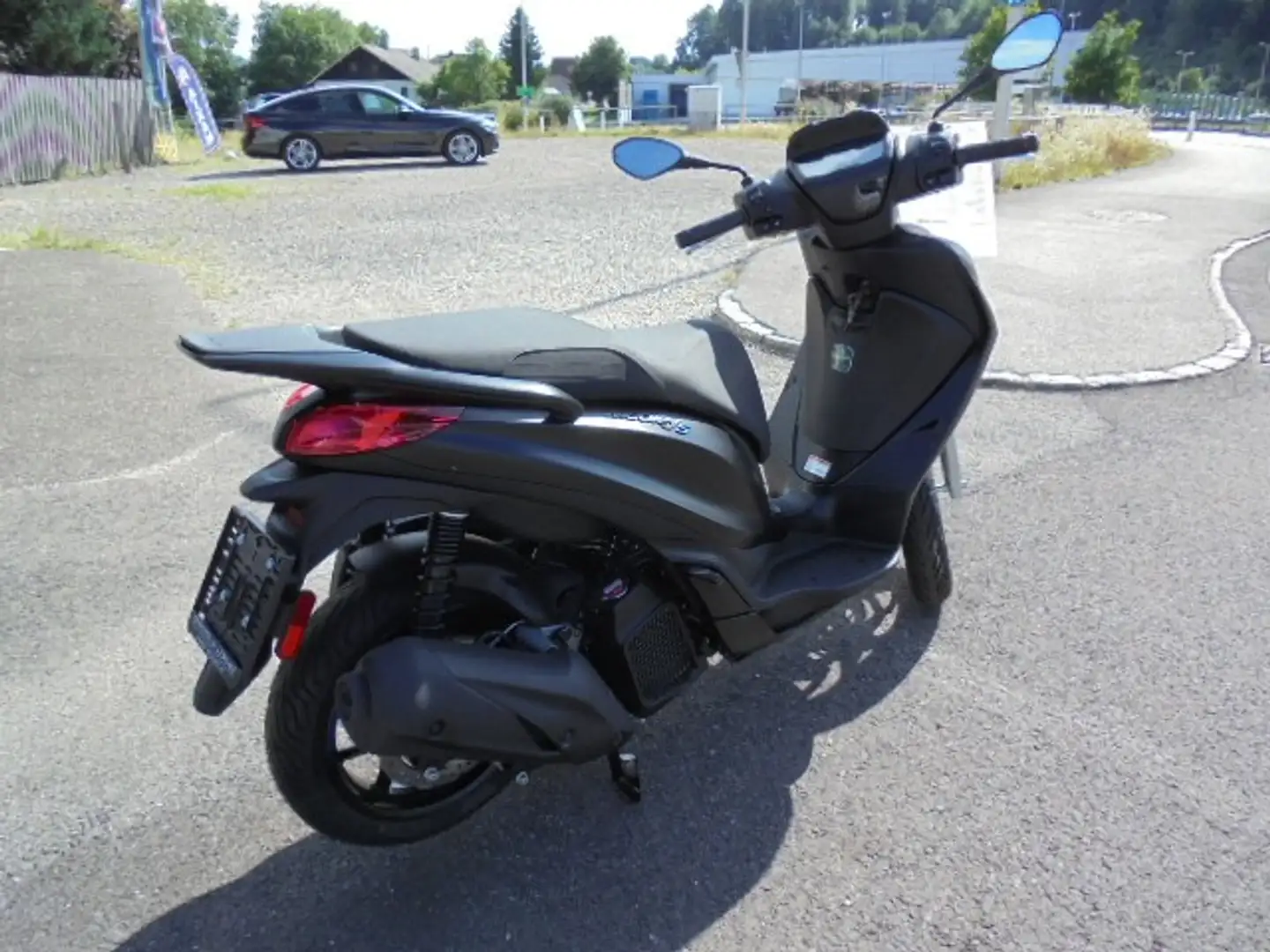 Piaggio Medley 125 iGet Sport Euro5+ NEUES MODELL Gris - 2
