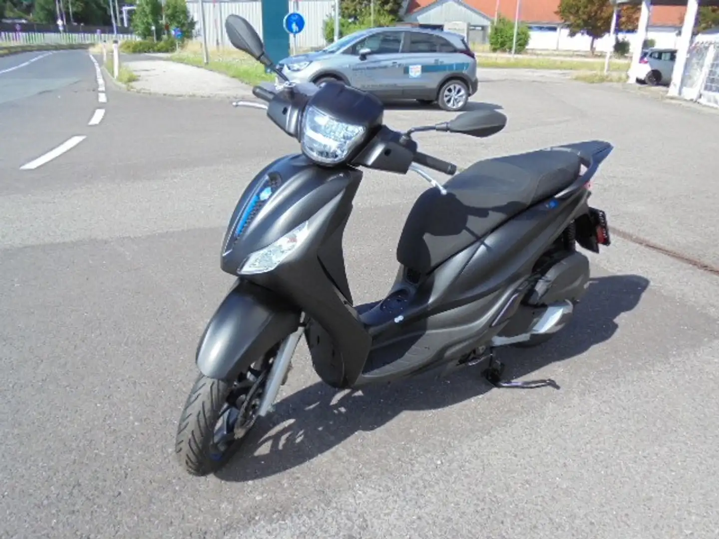 Piaggio Medley 125 iGet Sport Euro5+ NEUES MODELL Gris - 1
