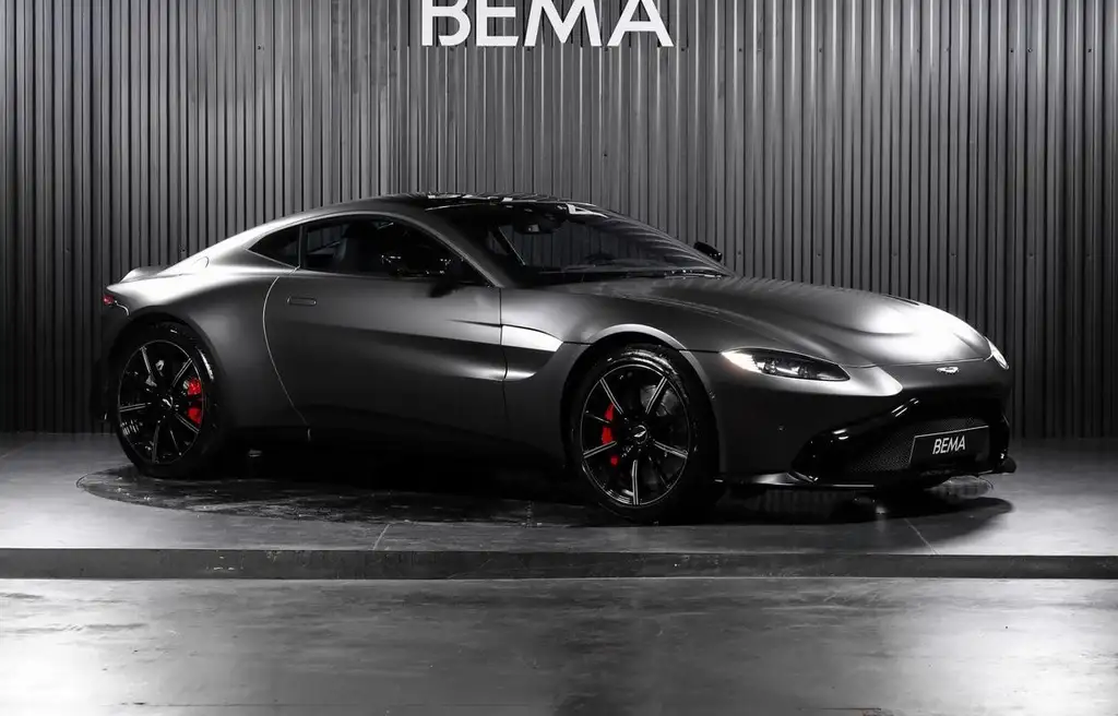 Aston Martin V8 2020 из Европы — купить под ключ