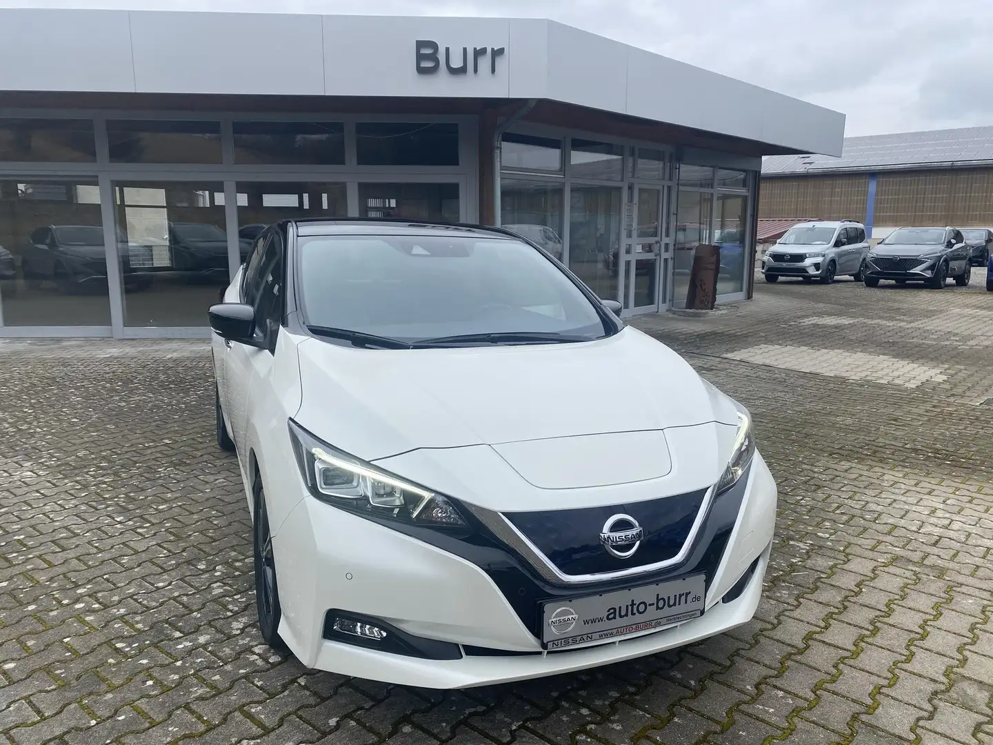 Nissan Leaf Tekna Bose 110 kW (150 PS), Automatik, Frontant... Wit - 1