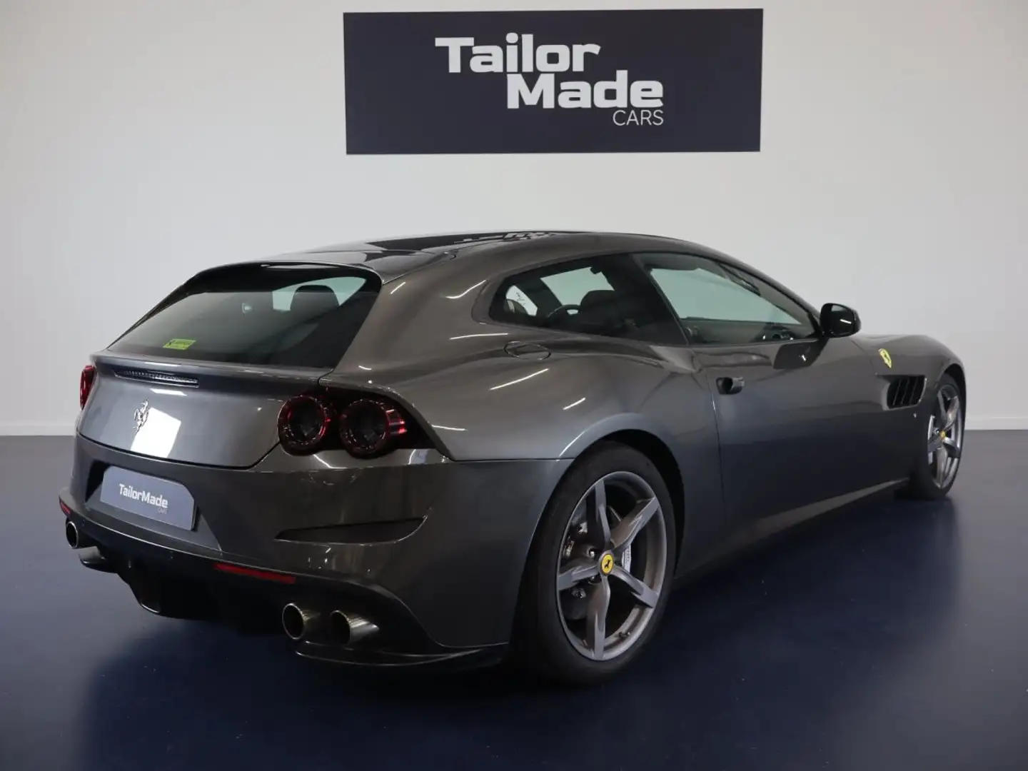 Ferrari GTC4 Lusso V8 - 2