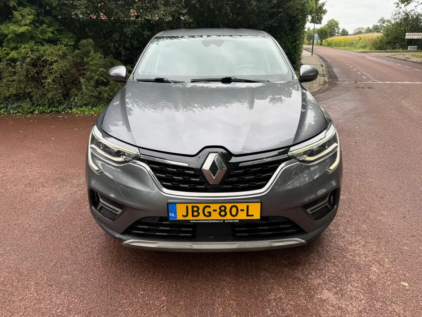 Renault Arkana 1.6 E-Tech hybrid 145 evolution / Navi / Led / Cam Grijs - 2