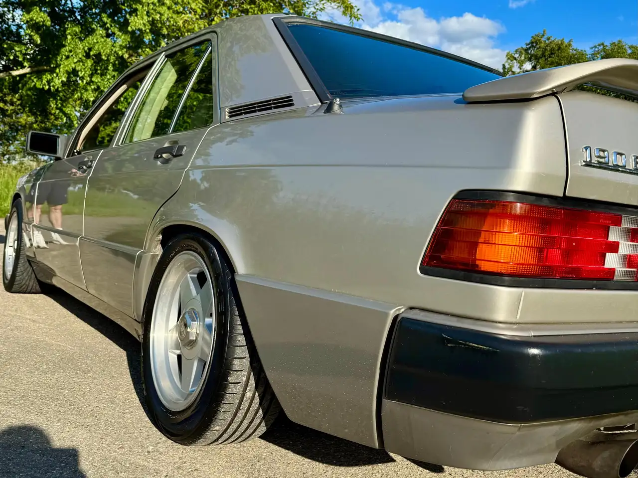 Mercedes-Benz 190 E 1.8, foto 2