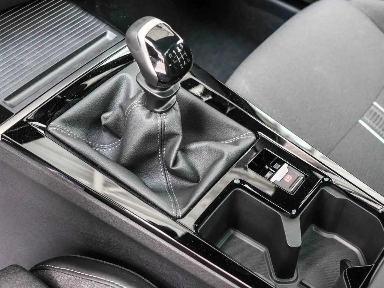 Opel Astra Sports Tourer GS Panoramadach AHK LED, миниатюра 9