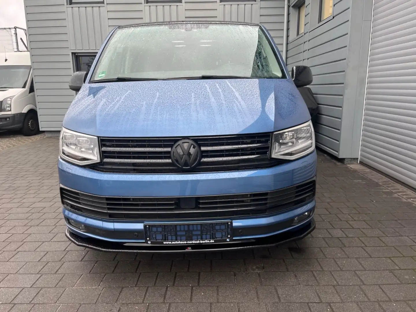 Volkswagen T6 Multivan Comfortline DSG Bleu - 2