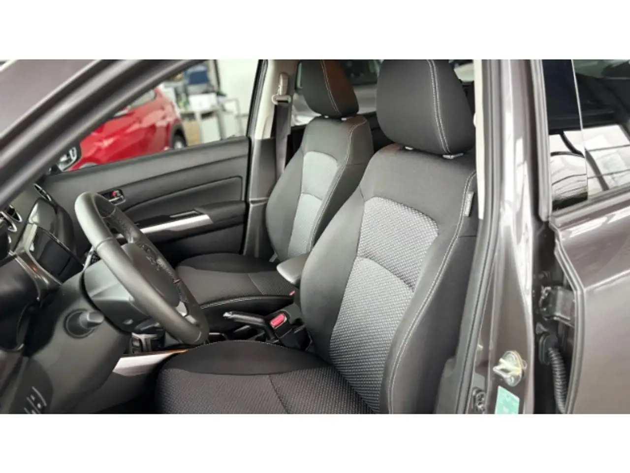Suzuki Vitara 1.4 Comfort Facelift Navi LED ACC Kamera SitzHZG C 12